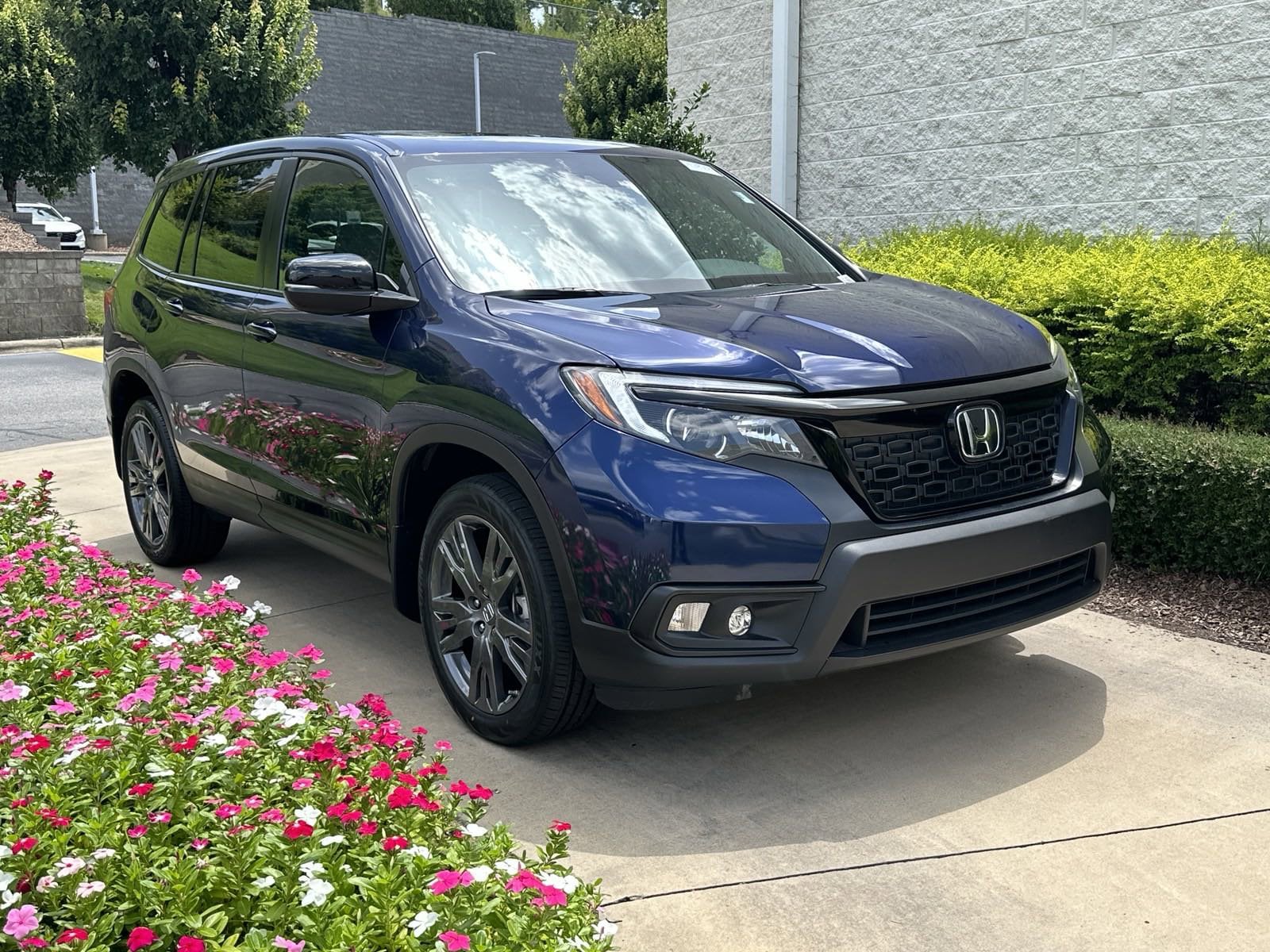 Used 2021 Honda Passport EX-L with VIN 5FNYF8H50MB024144 for sale in Concord, NC