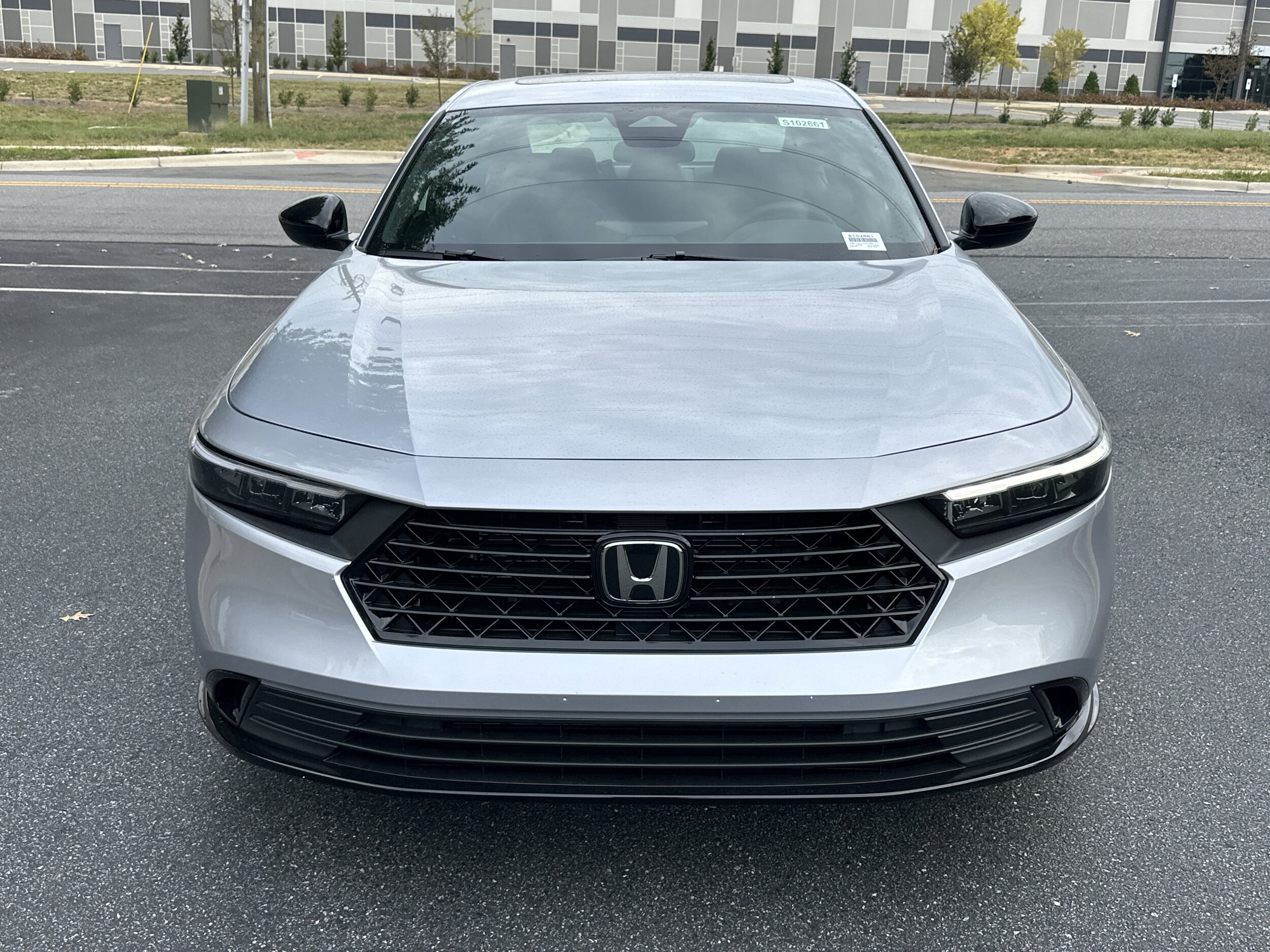 2025 Honda Accord Hybrid Sport-L photo 2