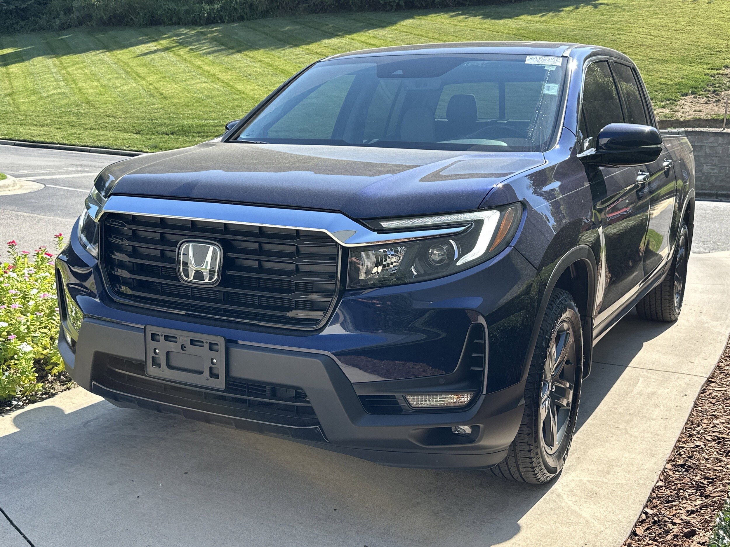 2023 Honda Ridgeline RTL-E photo 2