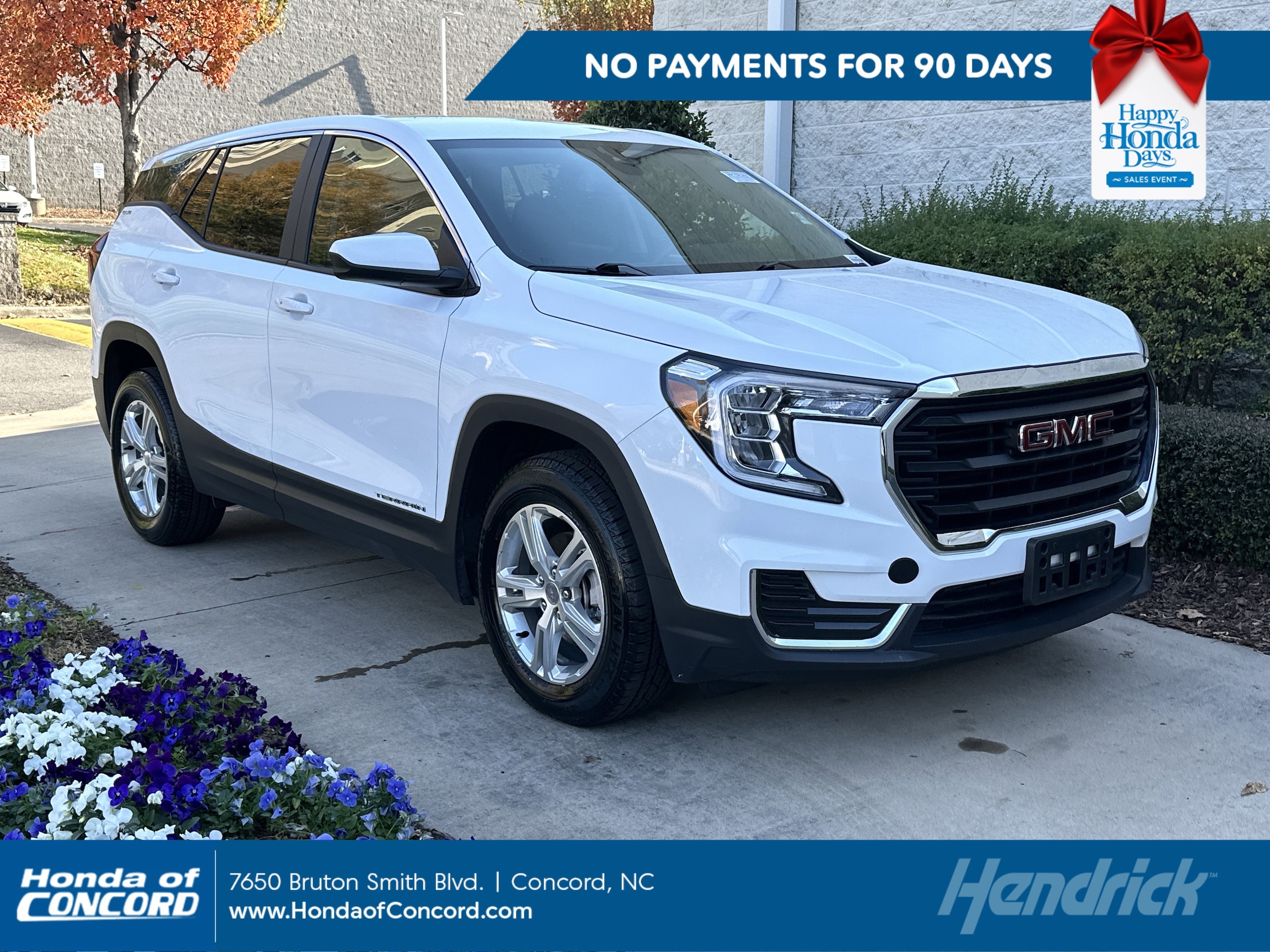 2024 GMC Terrain SLE's photo