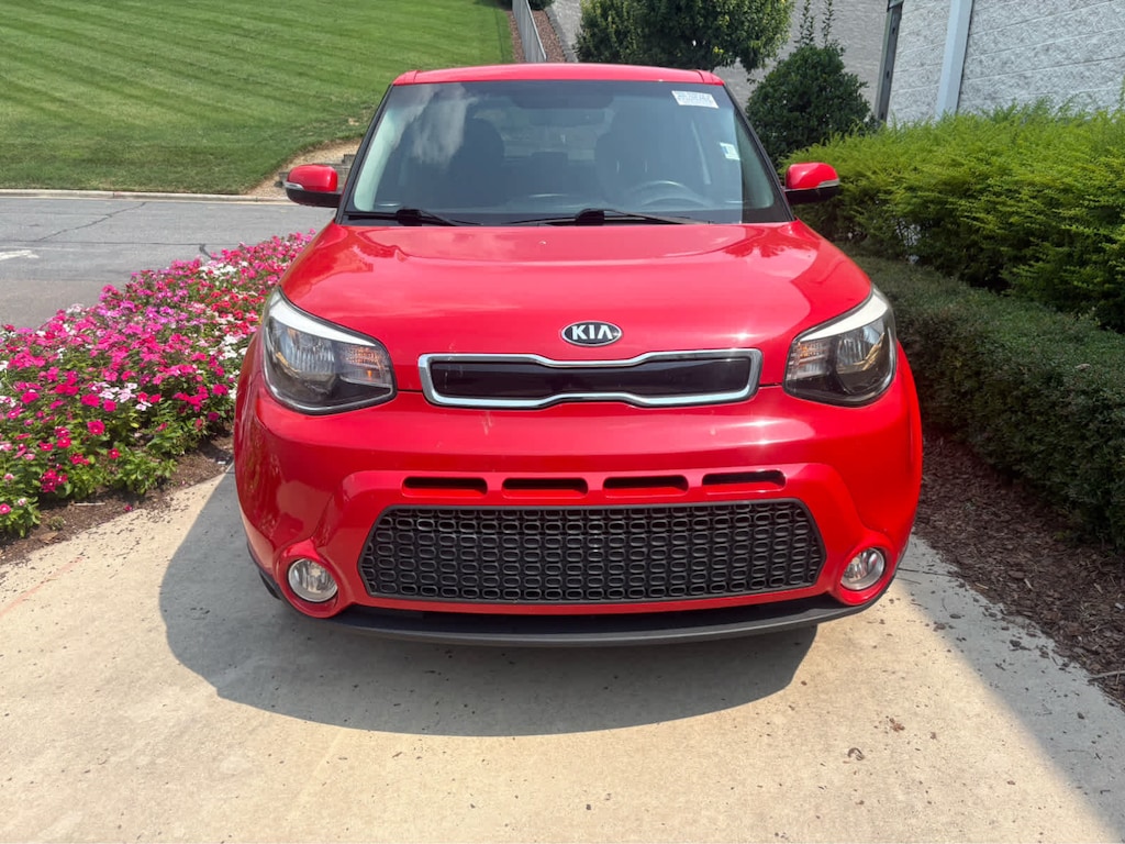 Used 2016 Kia Soul ! Hatchback