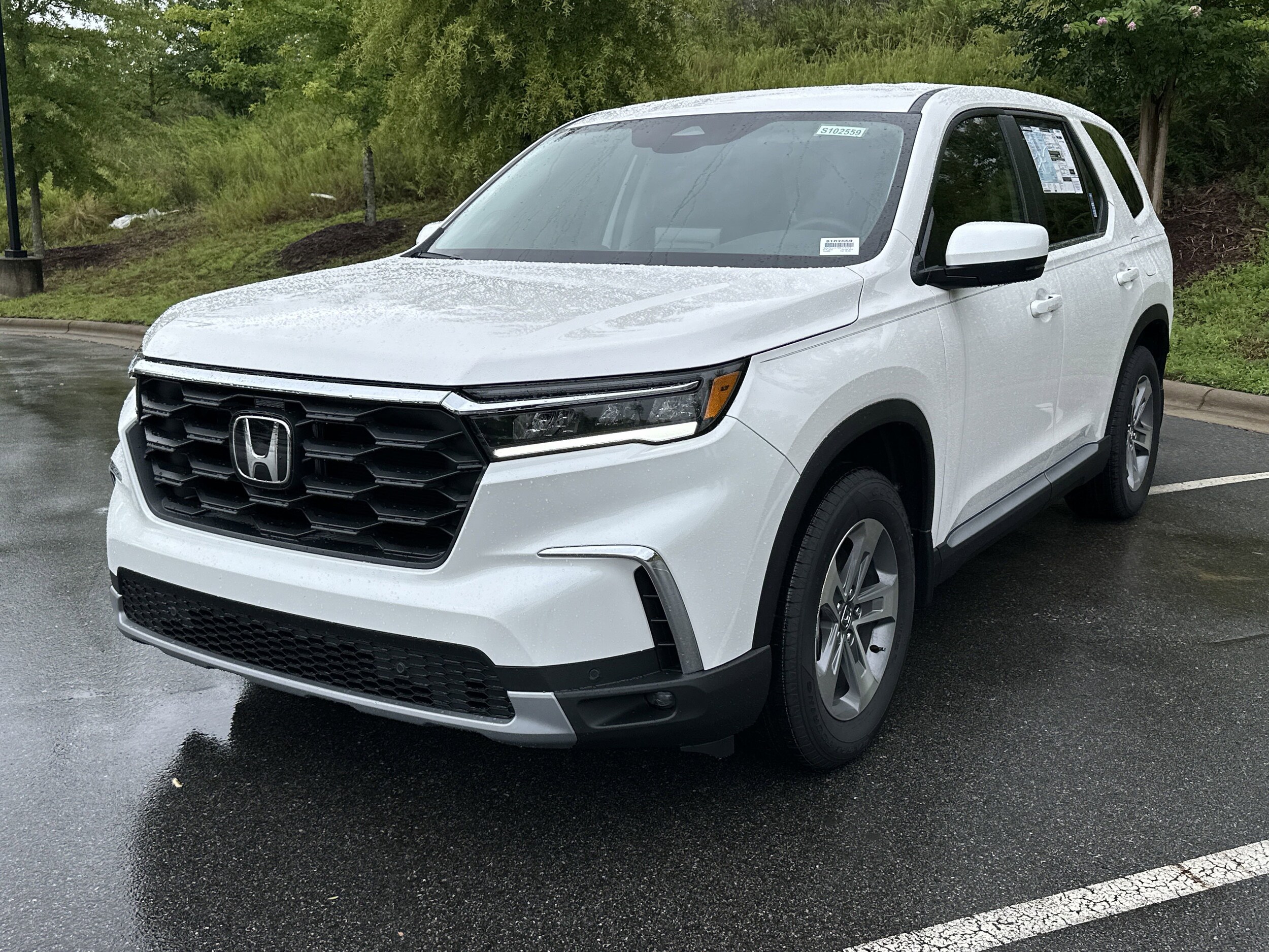 2025 Honda Pilot EX-L photo 3