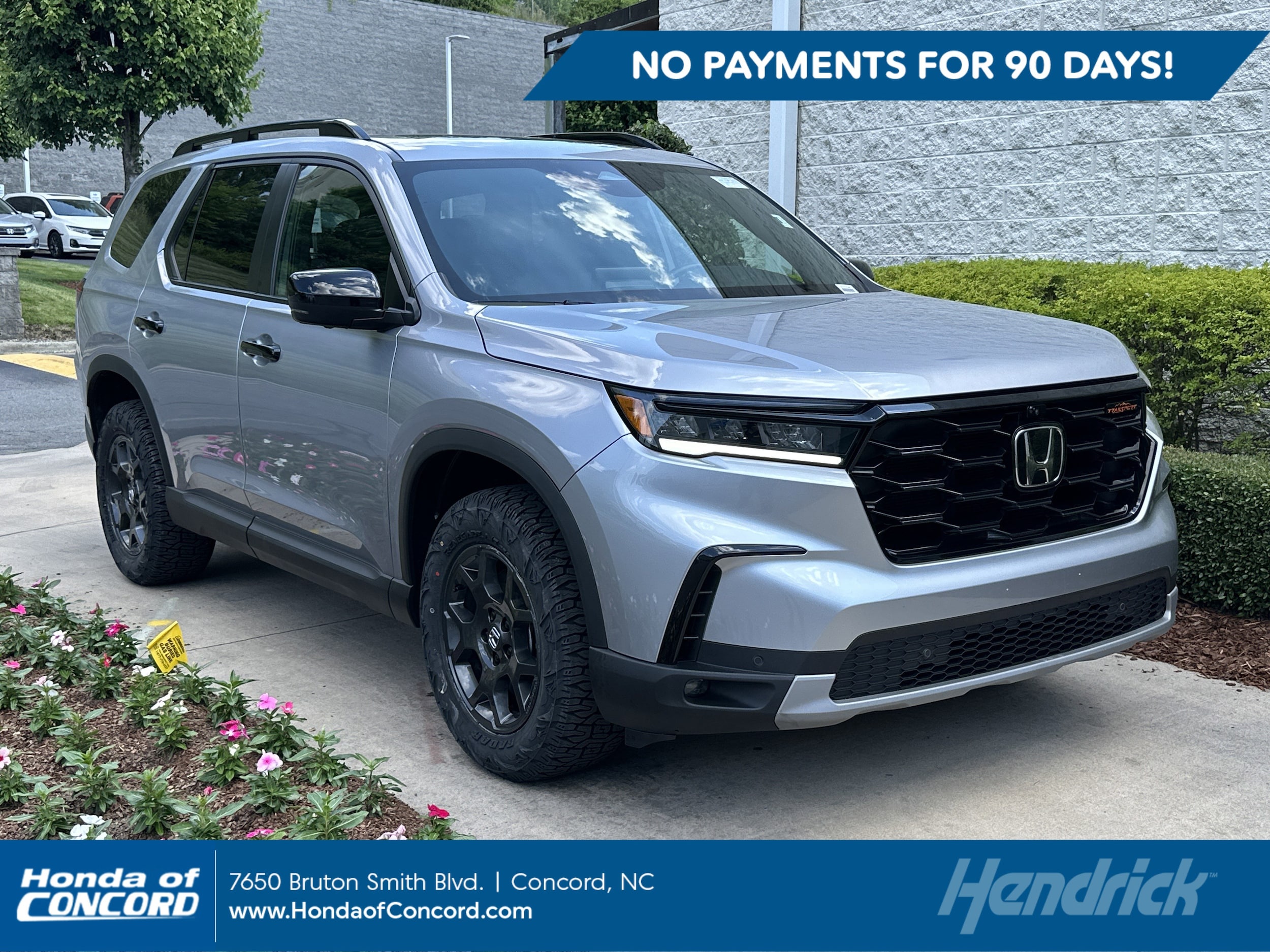2025 Honda Pilot TrailSport AWD's photo