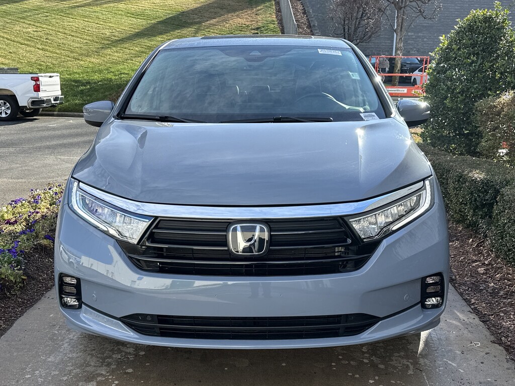 Certified 2024 Honda Odyssey Elite Minivan