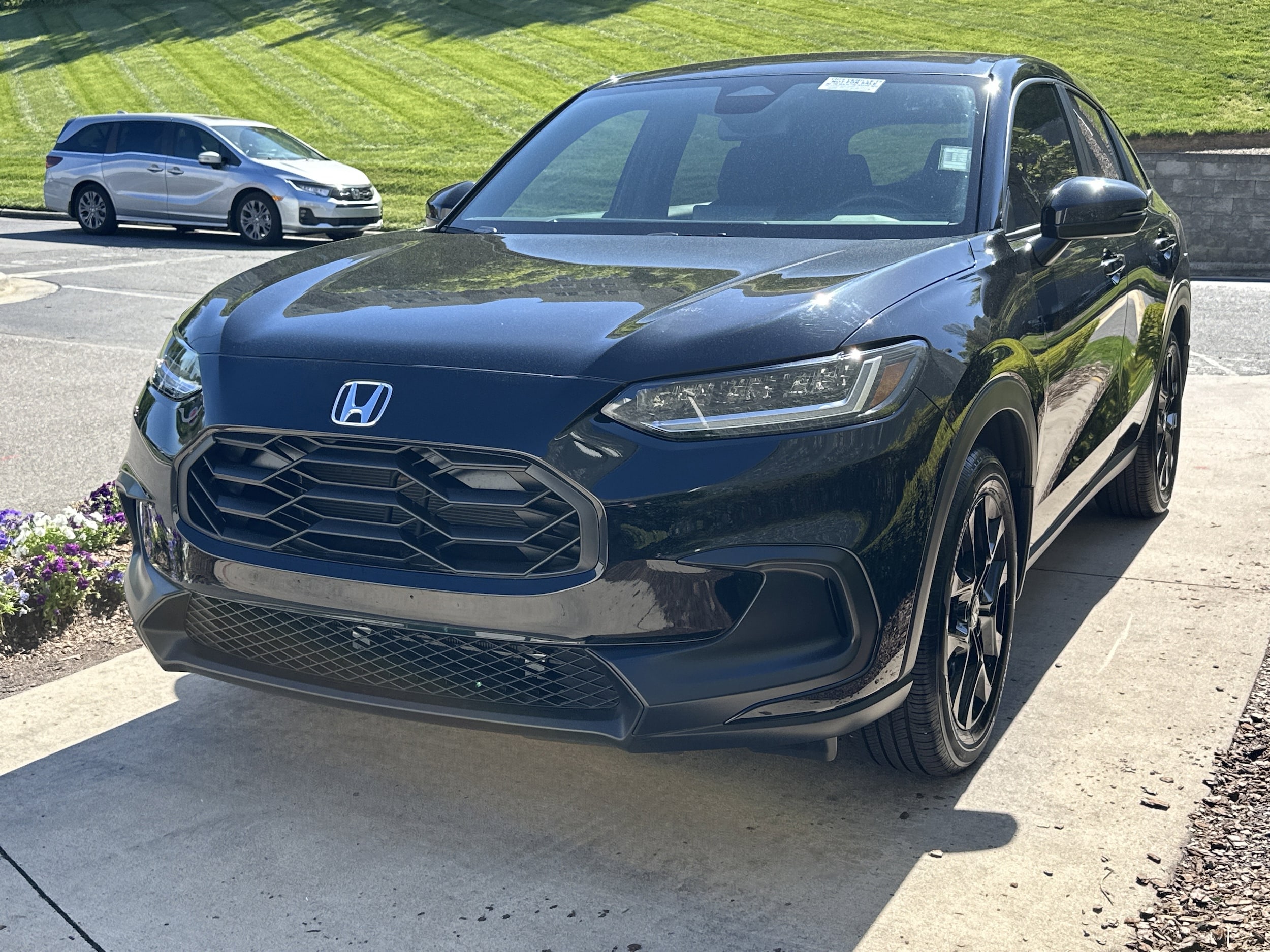 2025 Honda HR-V Sport photo 4