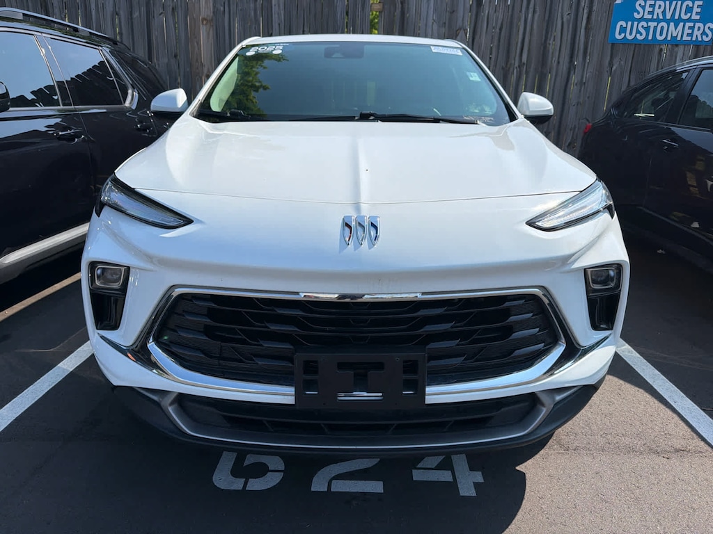 Used 2025 Buick Encore GX Preferred SUV