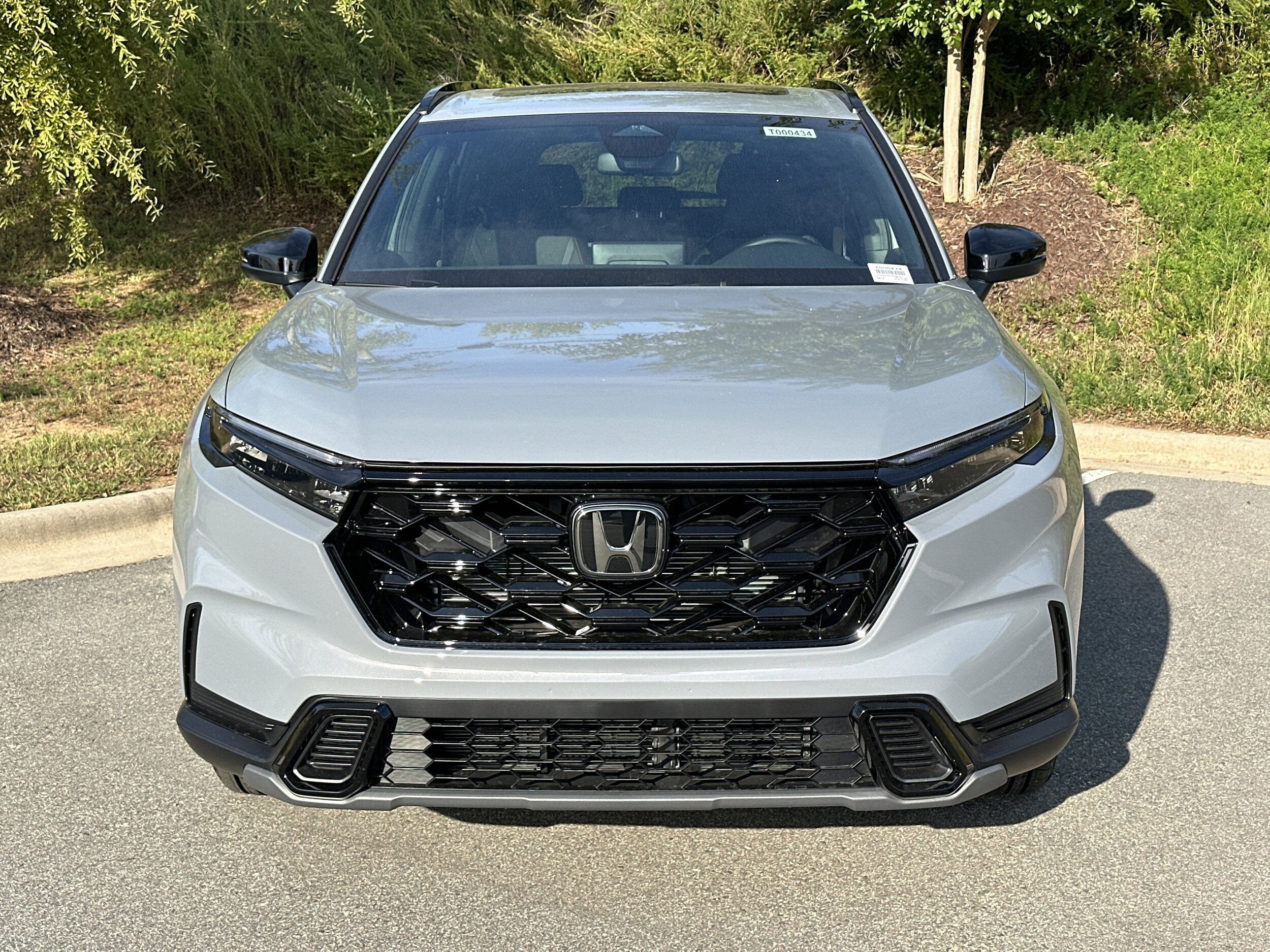 2026 Honda CR-V Hybrid Sport photo 2