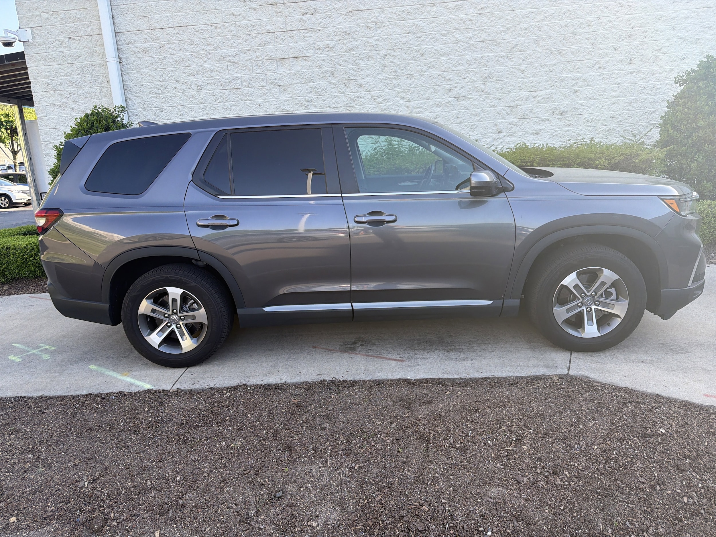 2025 Honda Pilot EX-L photo 5