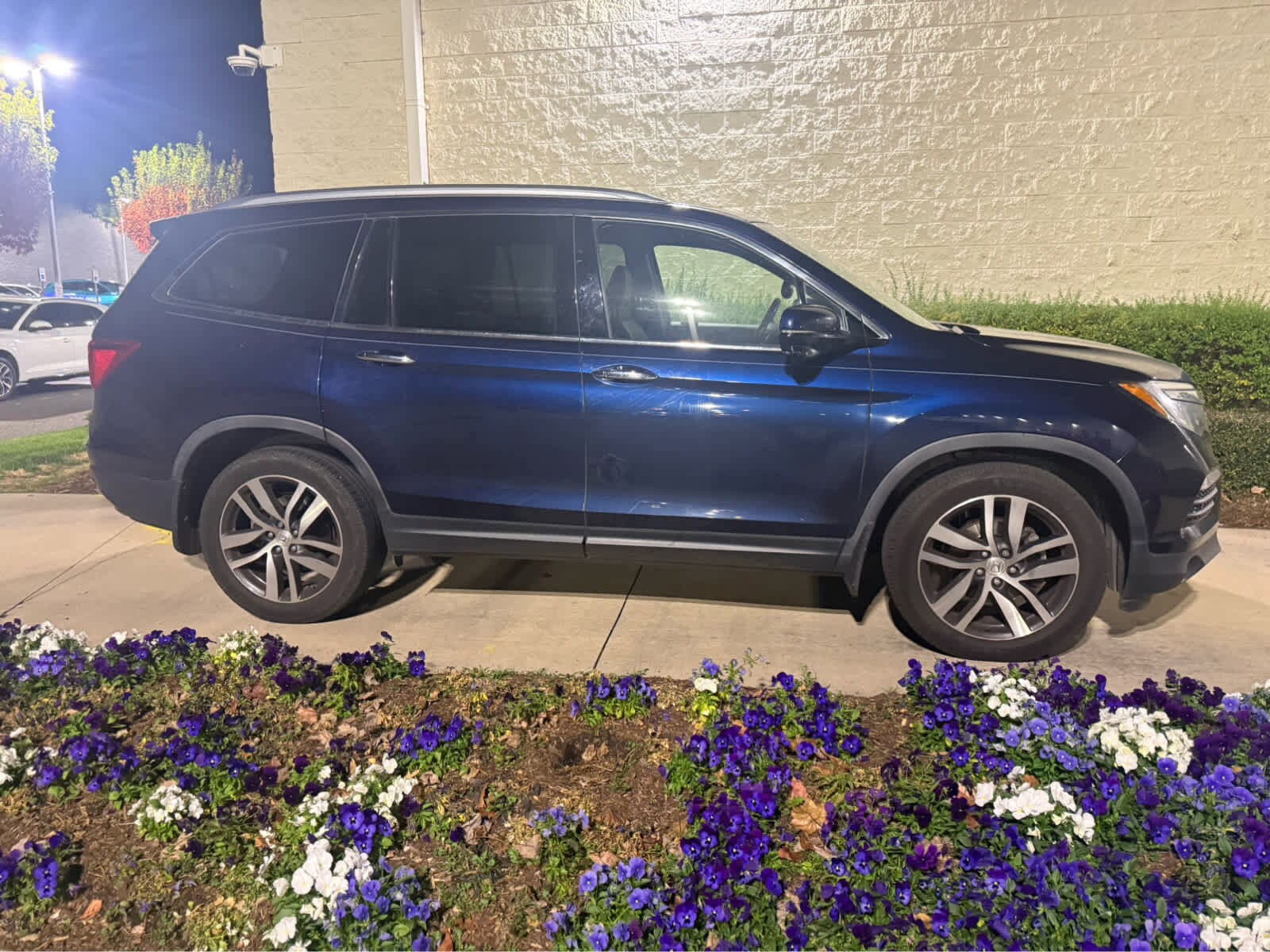 2018 Honda Pilot Touring photo 3