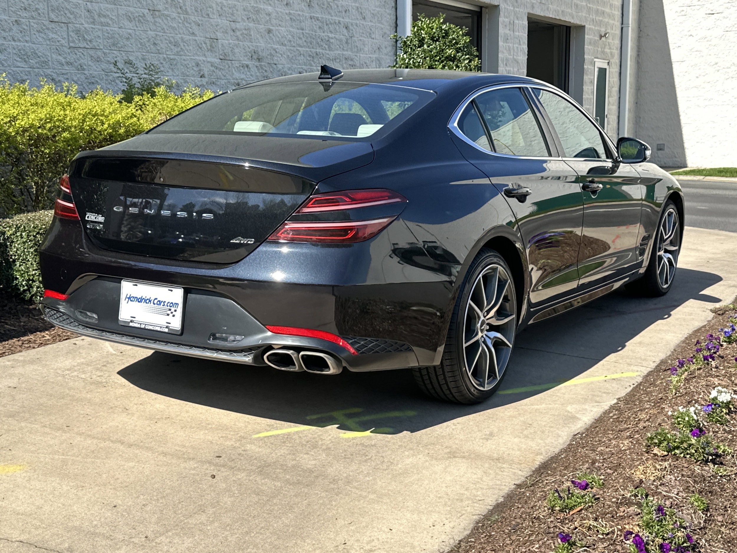 2023 Genesis G70 2.0T photo 3