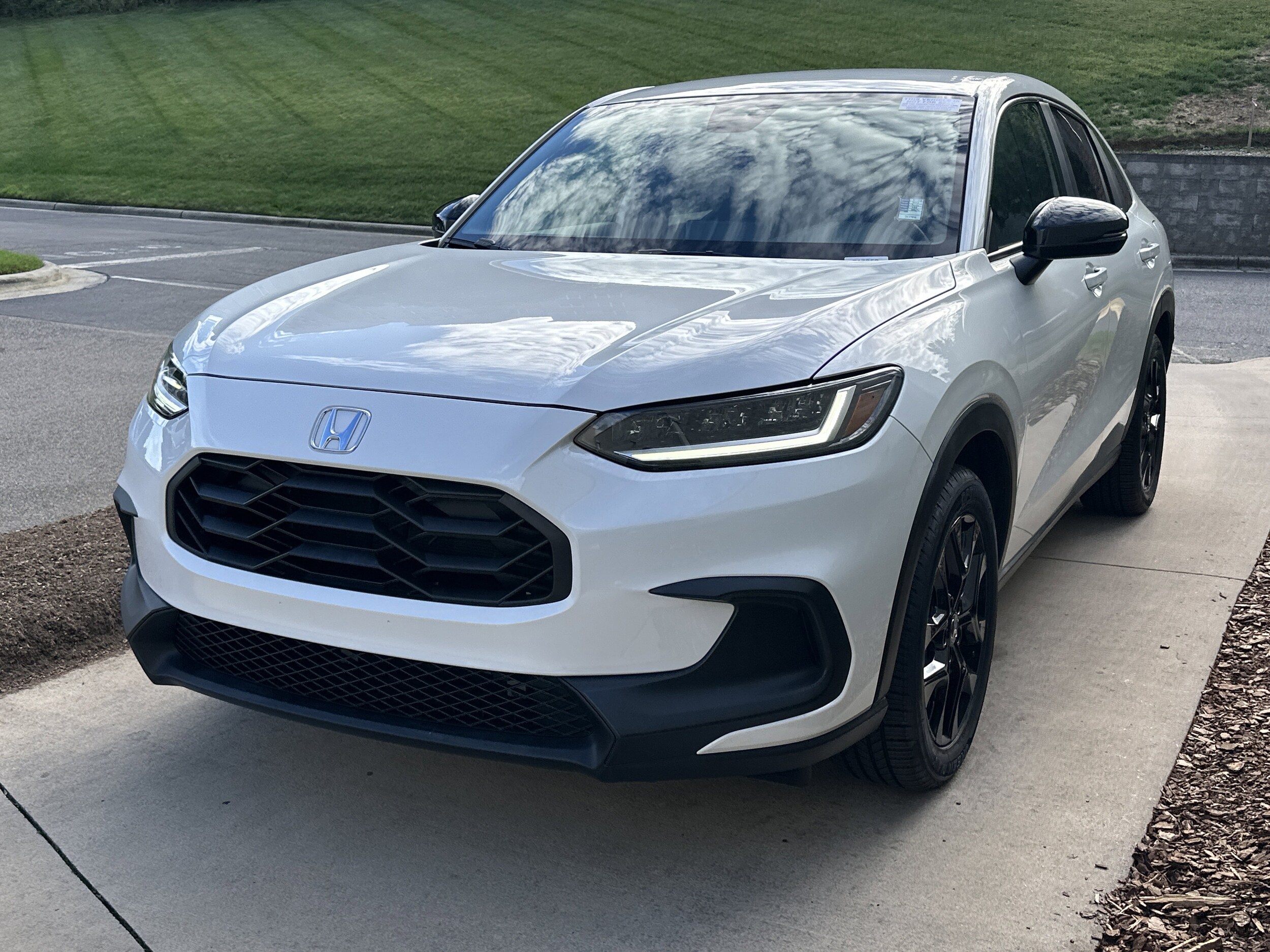 2023 Honda HR-V Sport photo 2