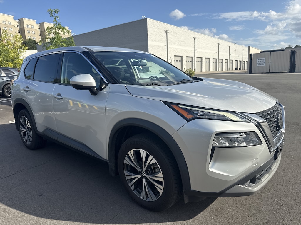 Used 2021 Nissan Rogue SV SUV