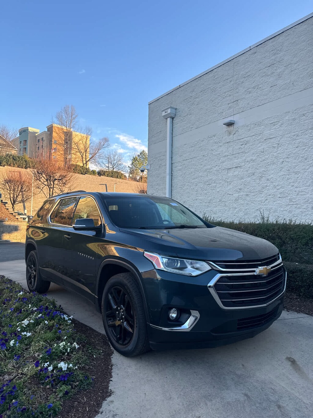 Used 2020 Chevrolet Traverse LT Cloth SUV