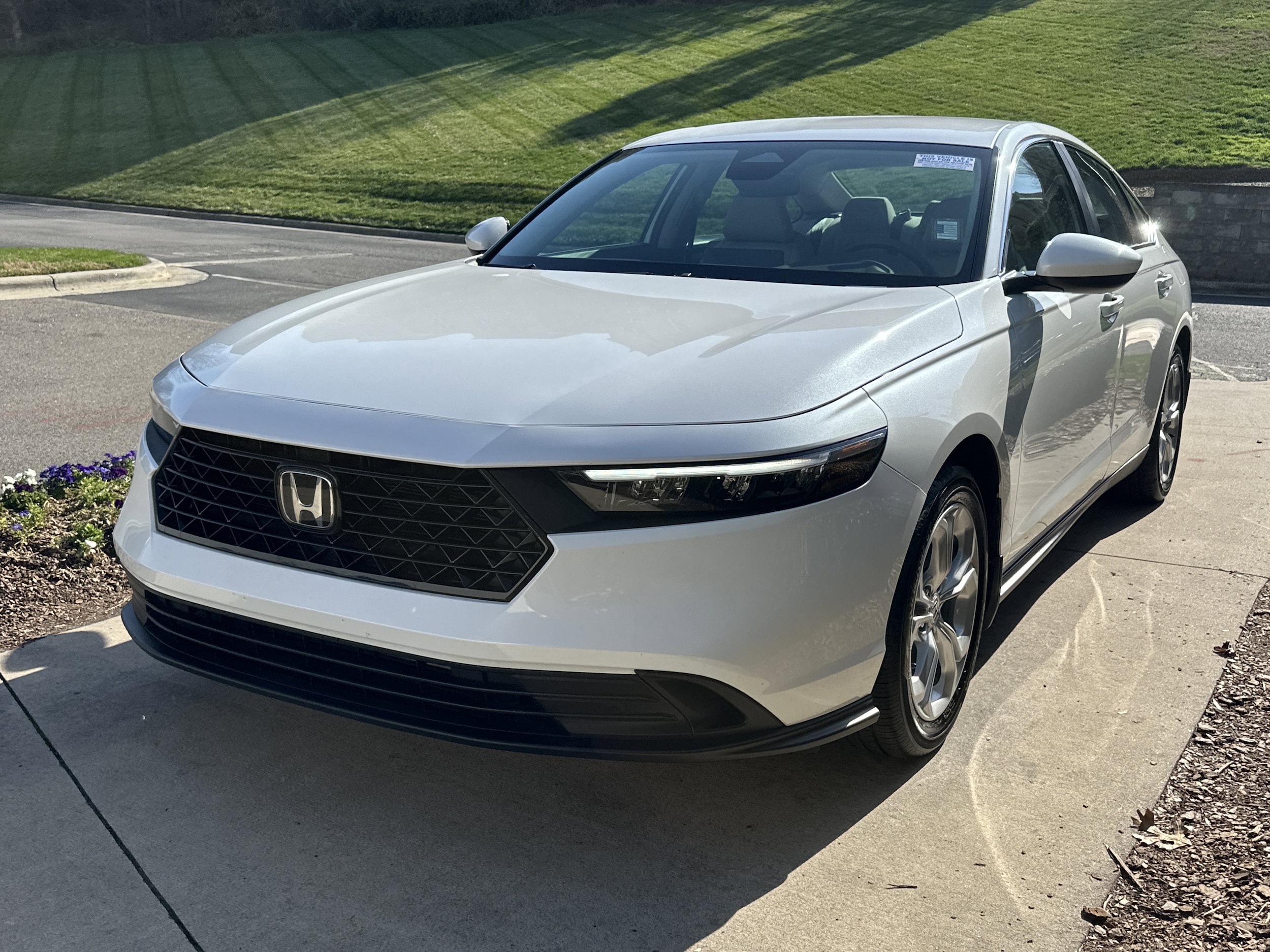 2024 Honda Accord LX photo 4