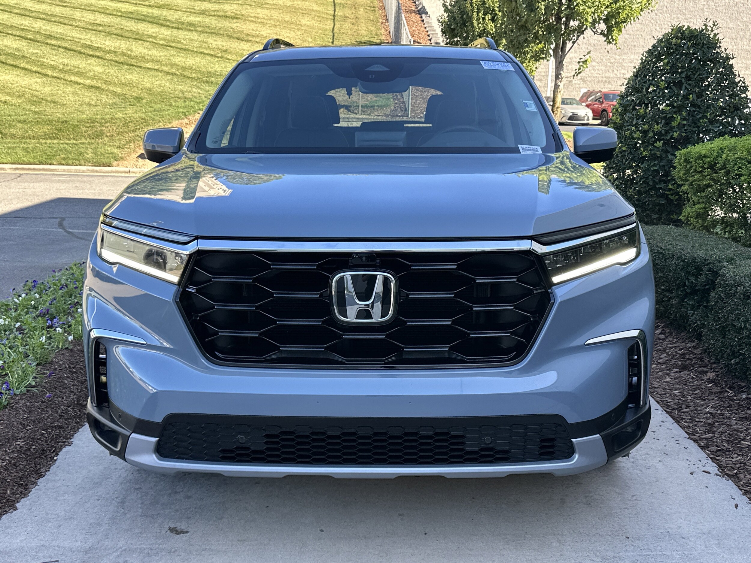 2023 Honda Pilot Elite photo 2