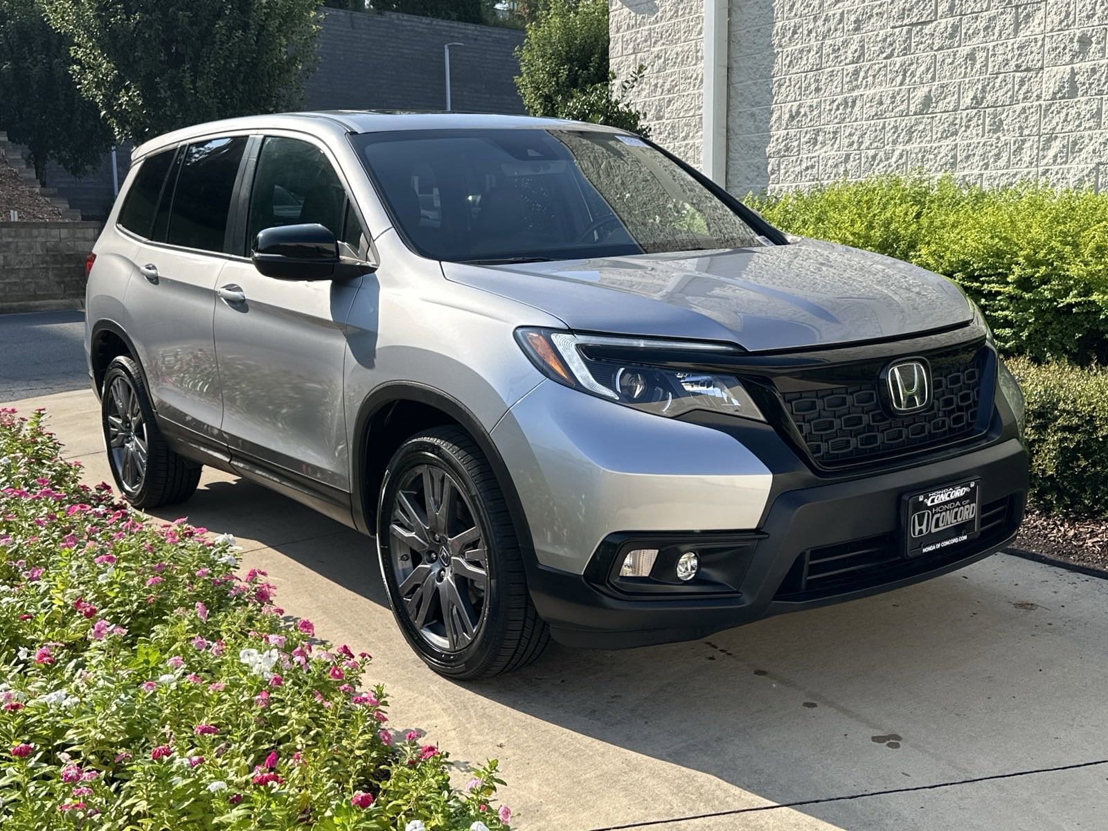 Certified 2021 Honda Passport EX-L with VIN 5FNYF8H52MB033525 for sale in Concord, NC