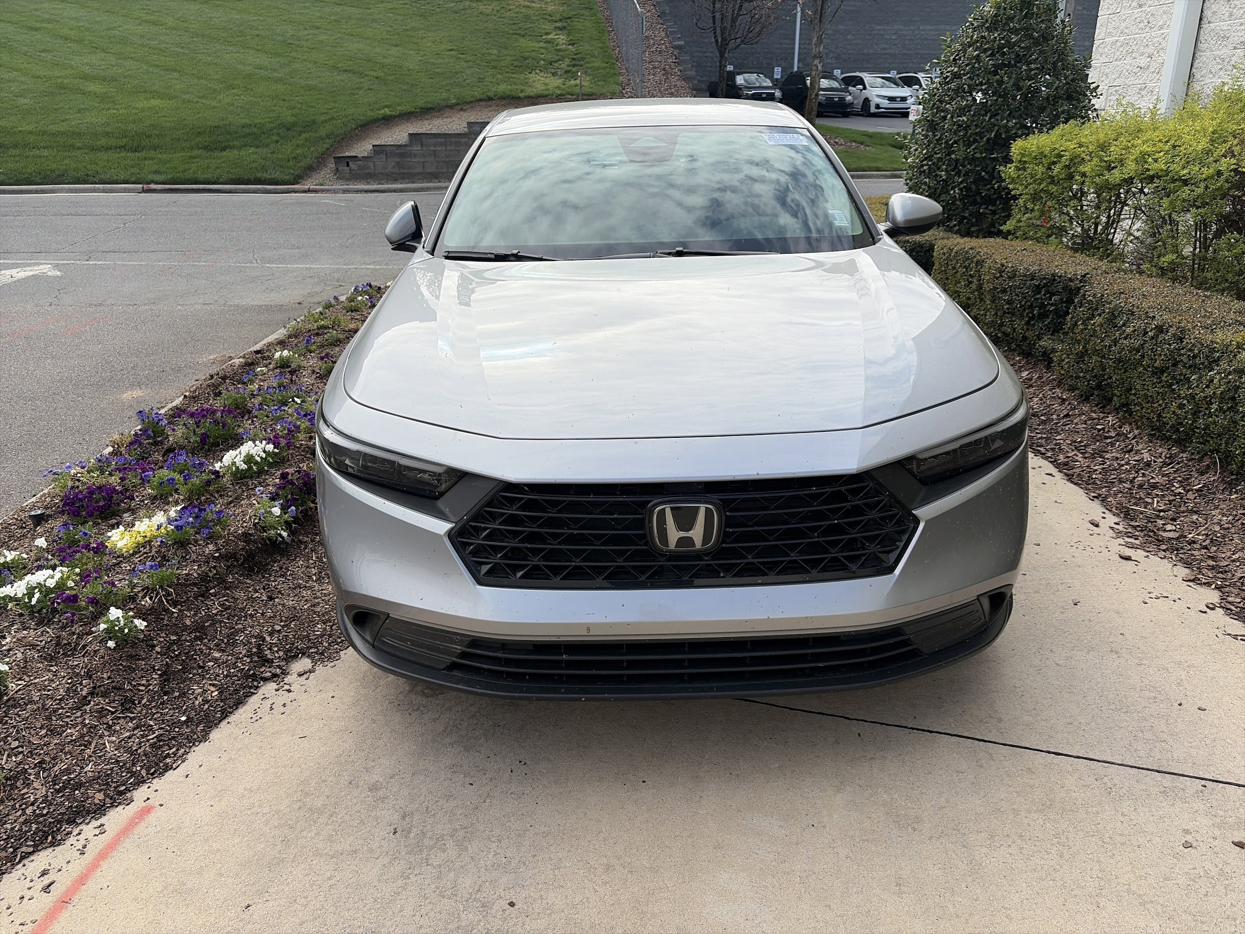 2023 Honda Accord LX photo 2