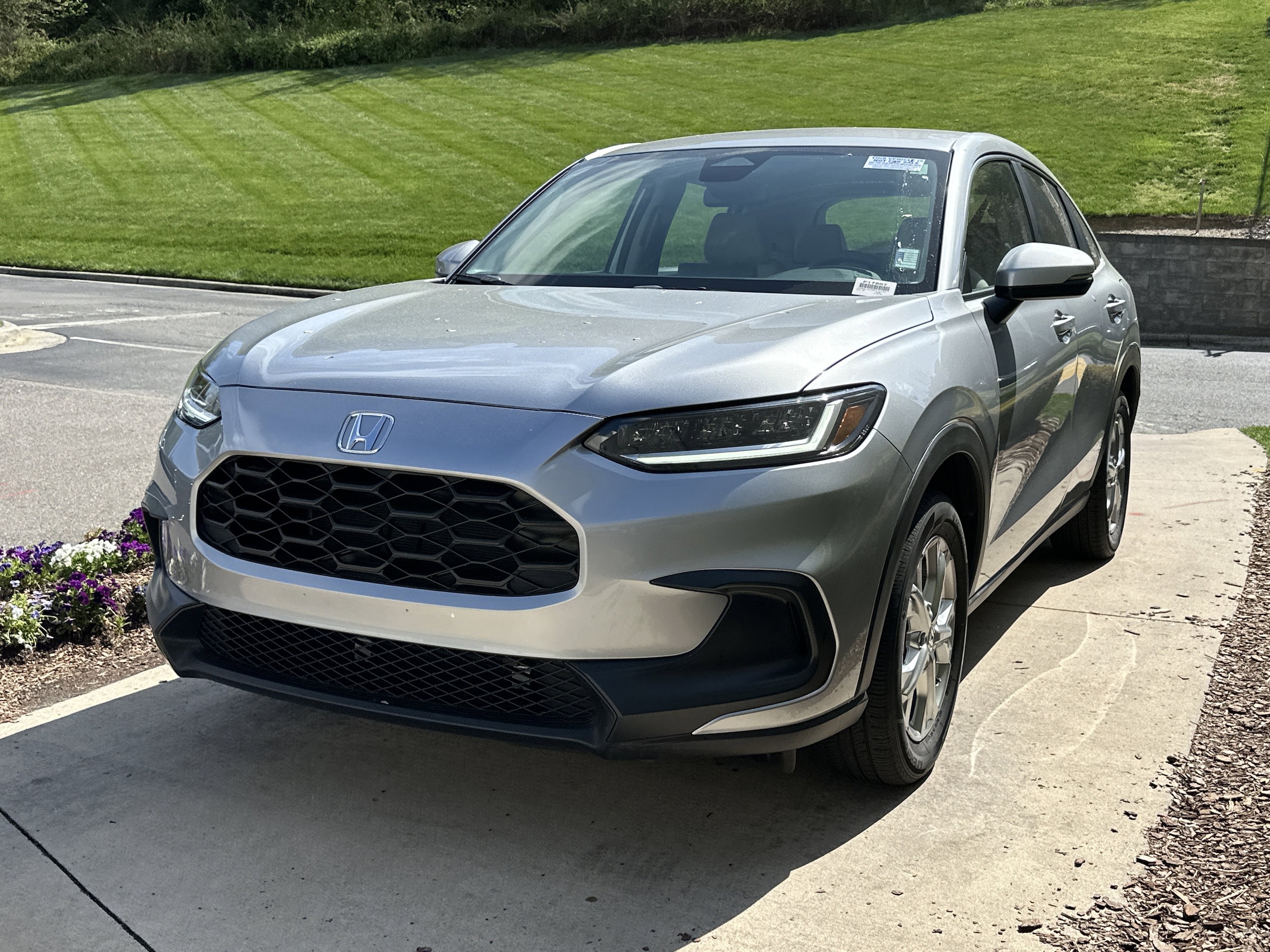 2024 Honda HR-V LX photo 4