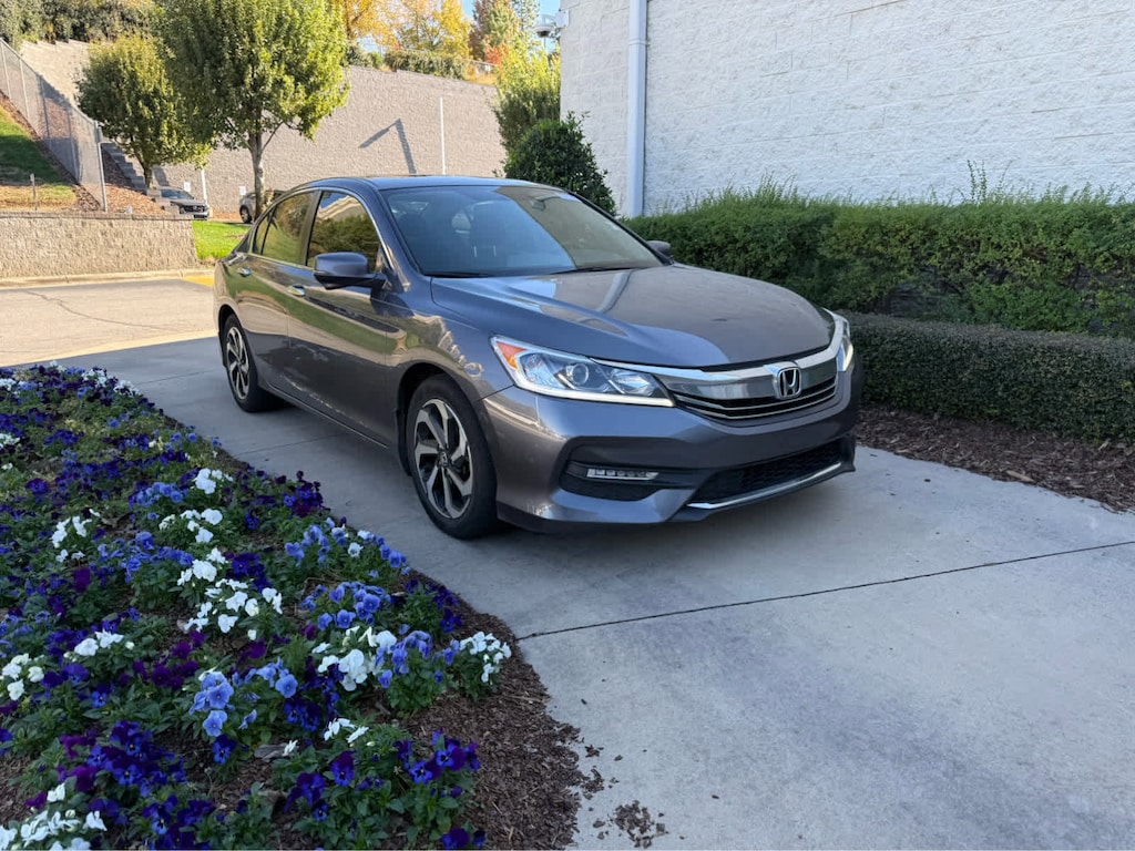 Used 2017 Honda Accord EX Sedan
