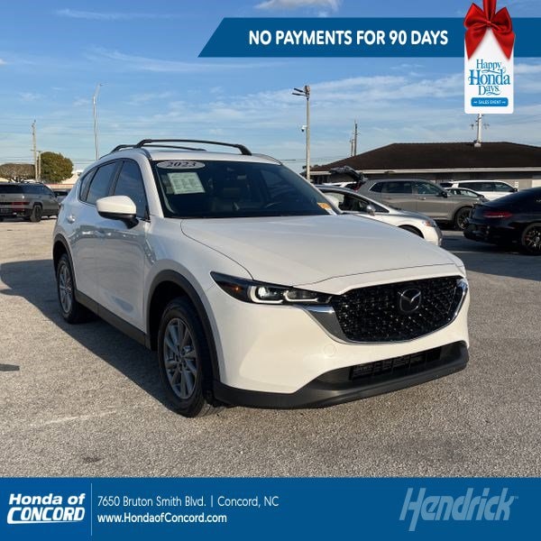 2023 Mazda CX-5 S Preferred package's photo