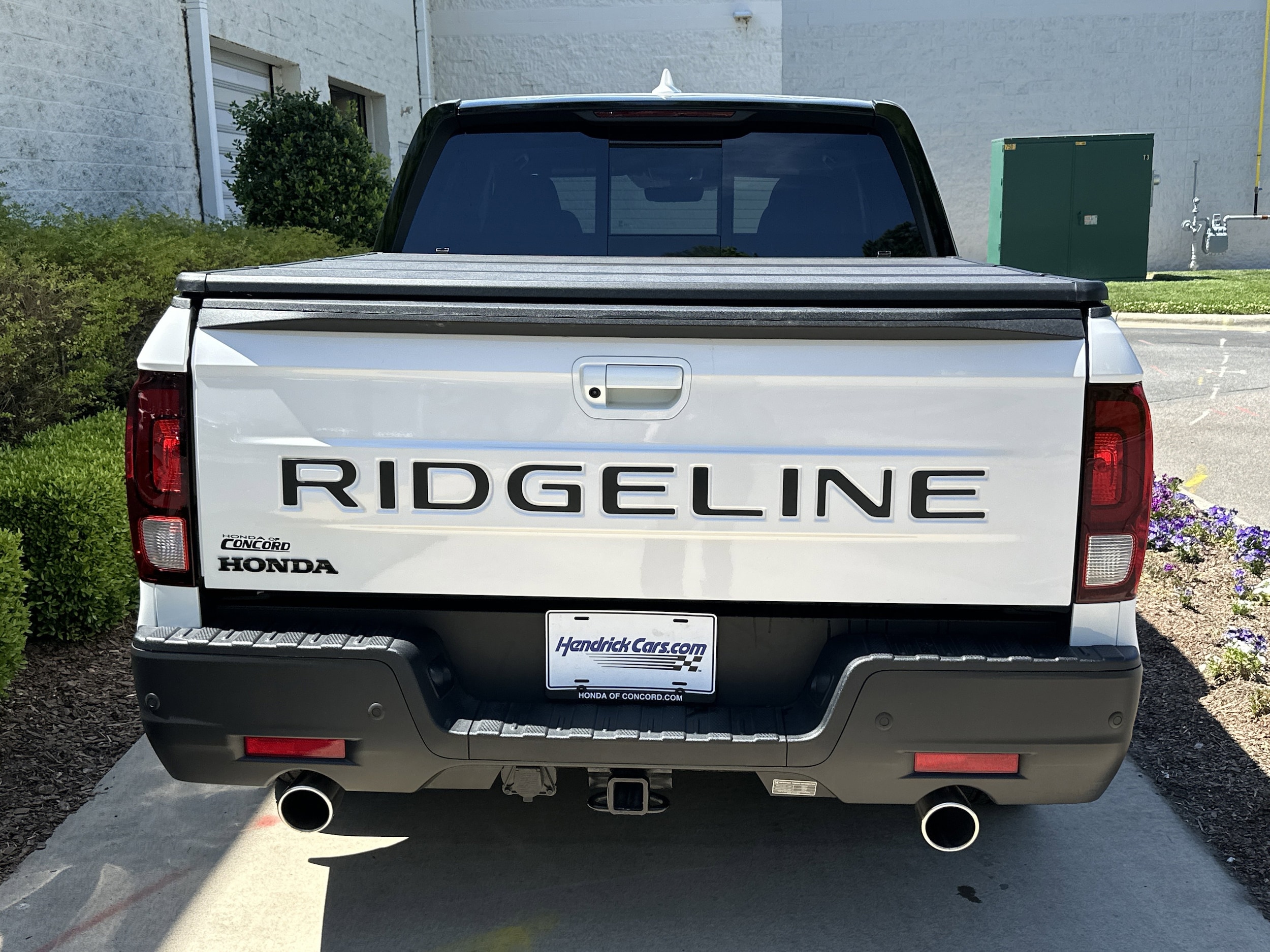 2025 Honda Ridgeline Black Edition photo 6