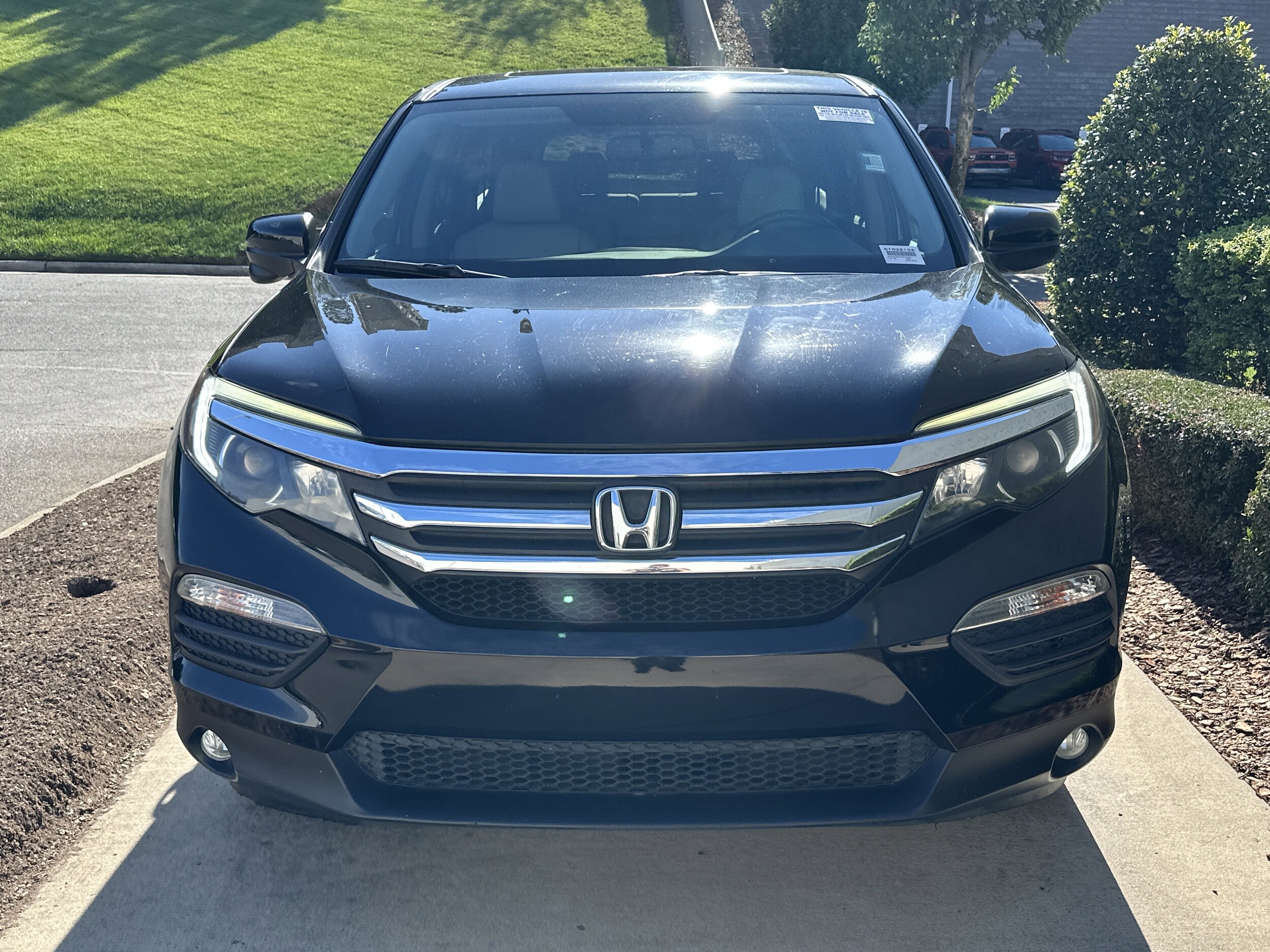 2017 Honda Pilot EX-L photo 3