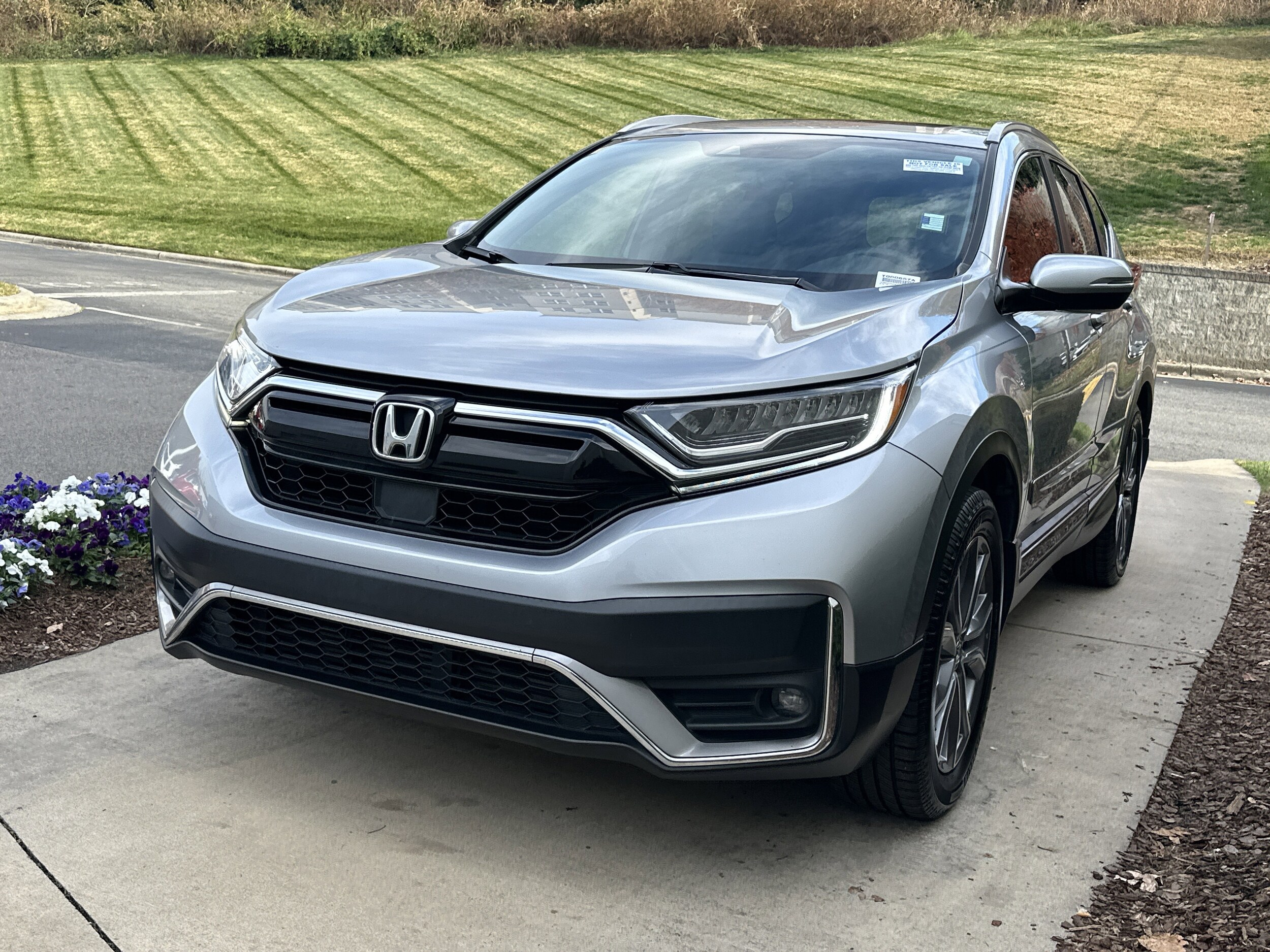 2020 Honda CR-V Touring photo 2