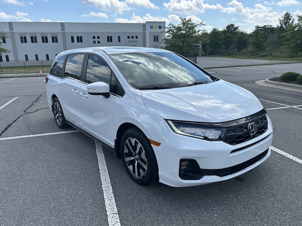 New 2026 Honda Odyssey EX-L Minivan