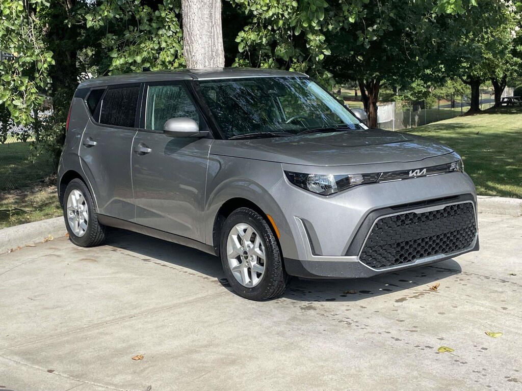 Certified 2024 Kia Soul LX Hatchback