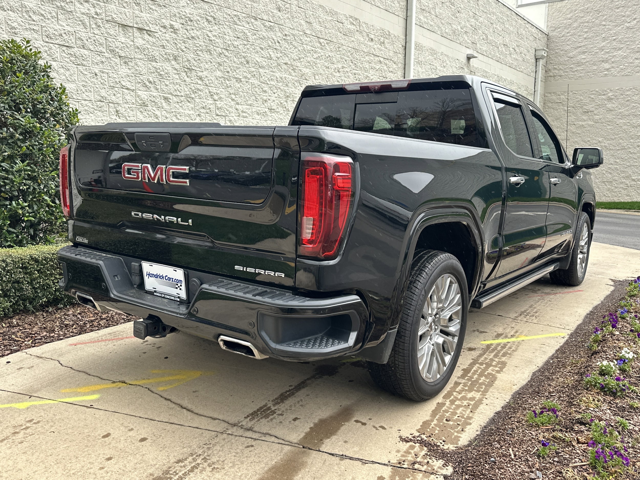 2022 GMC Sierra 1500 Limited Denali photo 6