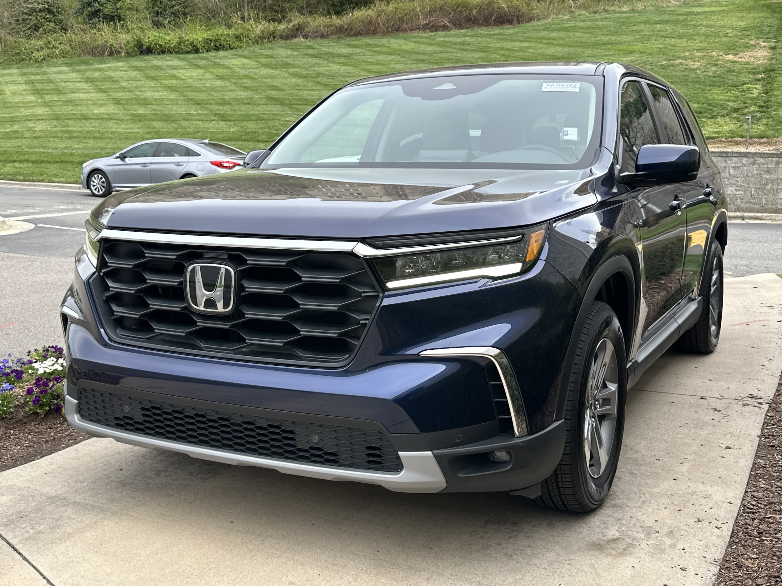 2025 Honda Pilot EX-L photo 4