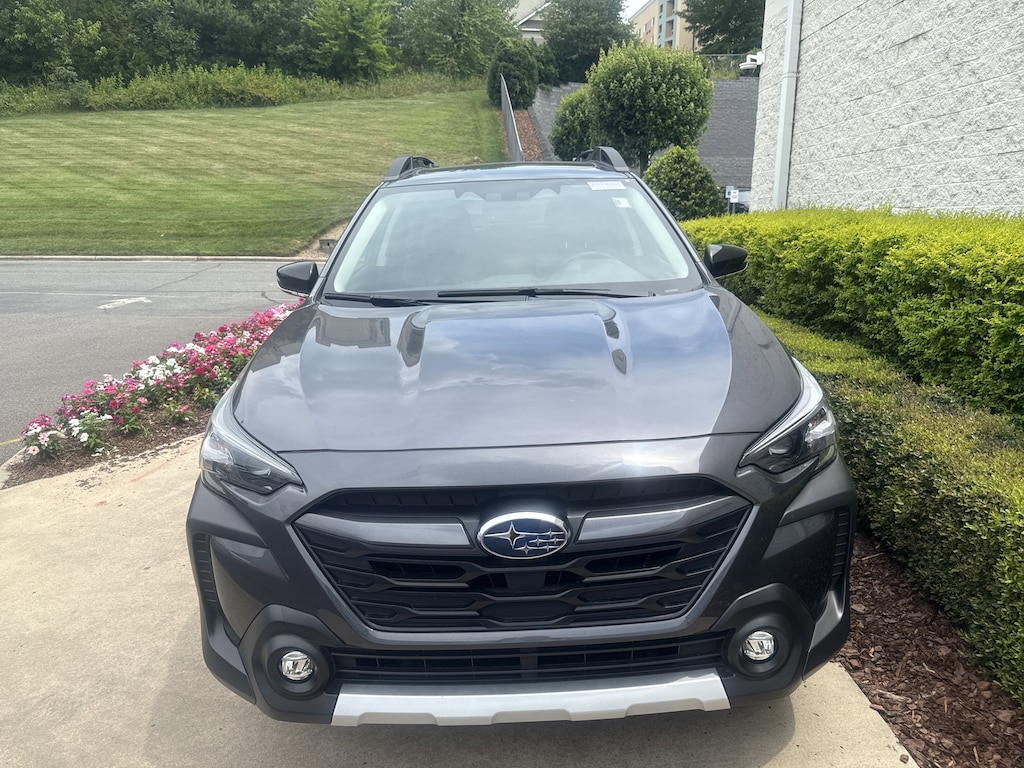 Used 2025 Subaru Outback Limited SUV