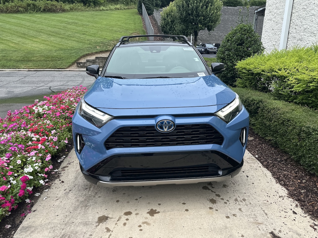 Used 2023 Toyota RAV4 Hybrid XSE SUV
