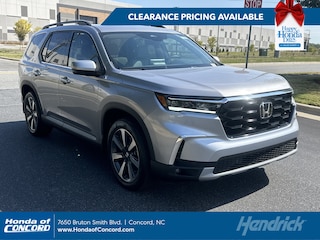 2025 Honda Pilot Touring SUV
