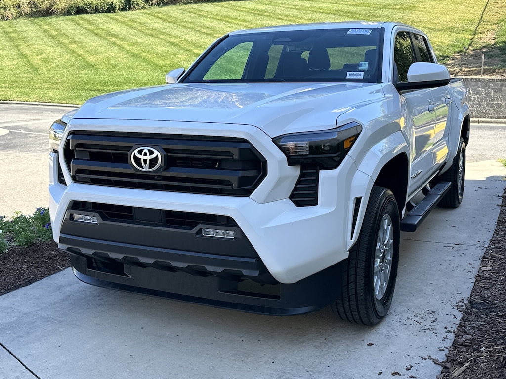 Used 2024 Toyota Tacoma SR5 Pickup