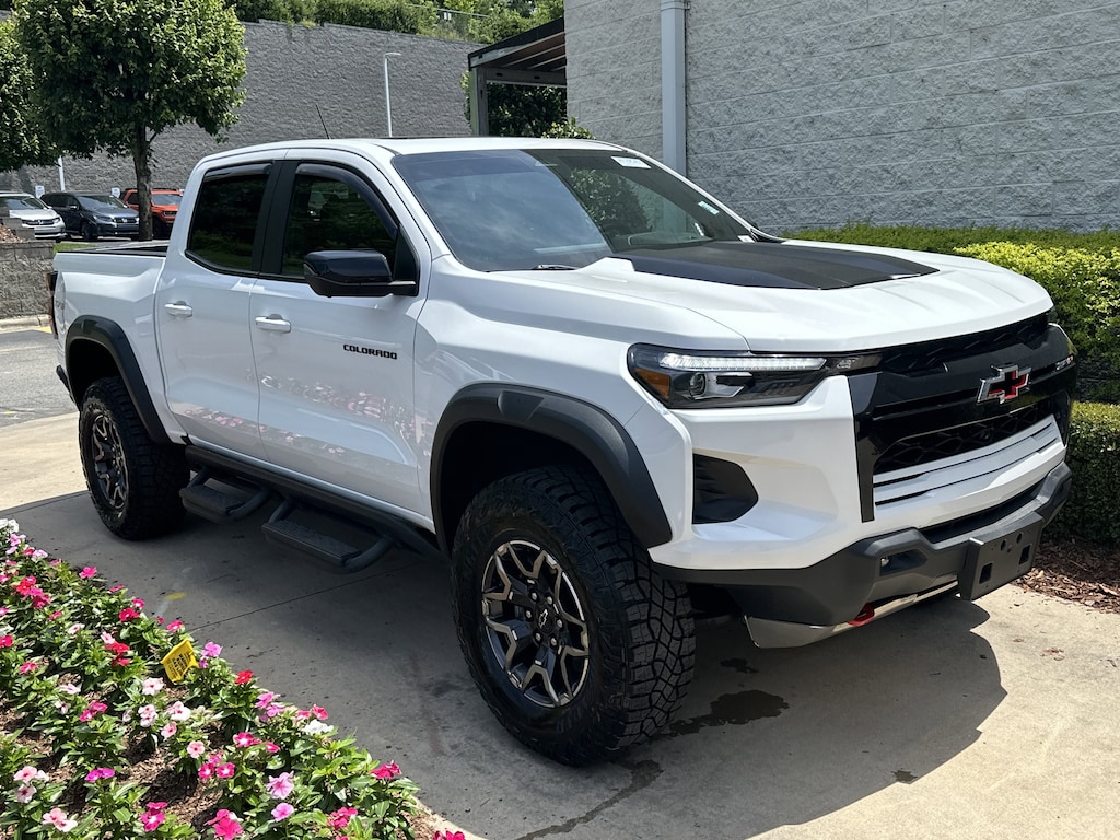 Used 2024 Chevrolet Colorado 4WD ZR2 Pickup