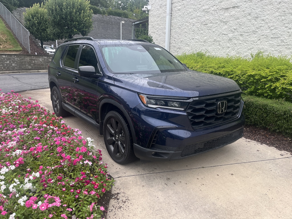 Certified 2025 Honda Pilot Sport SUV