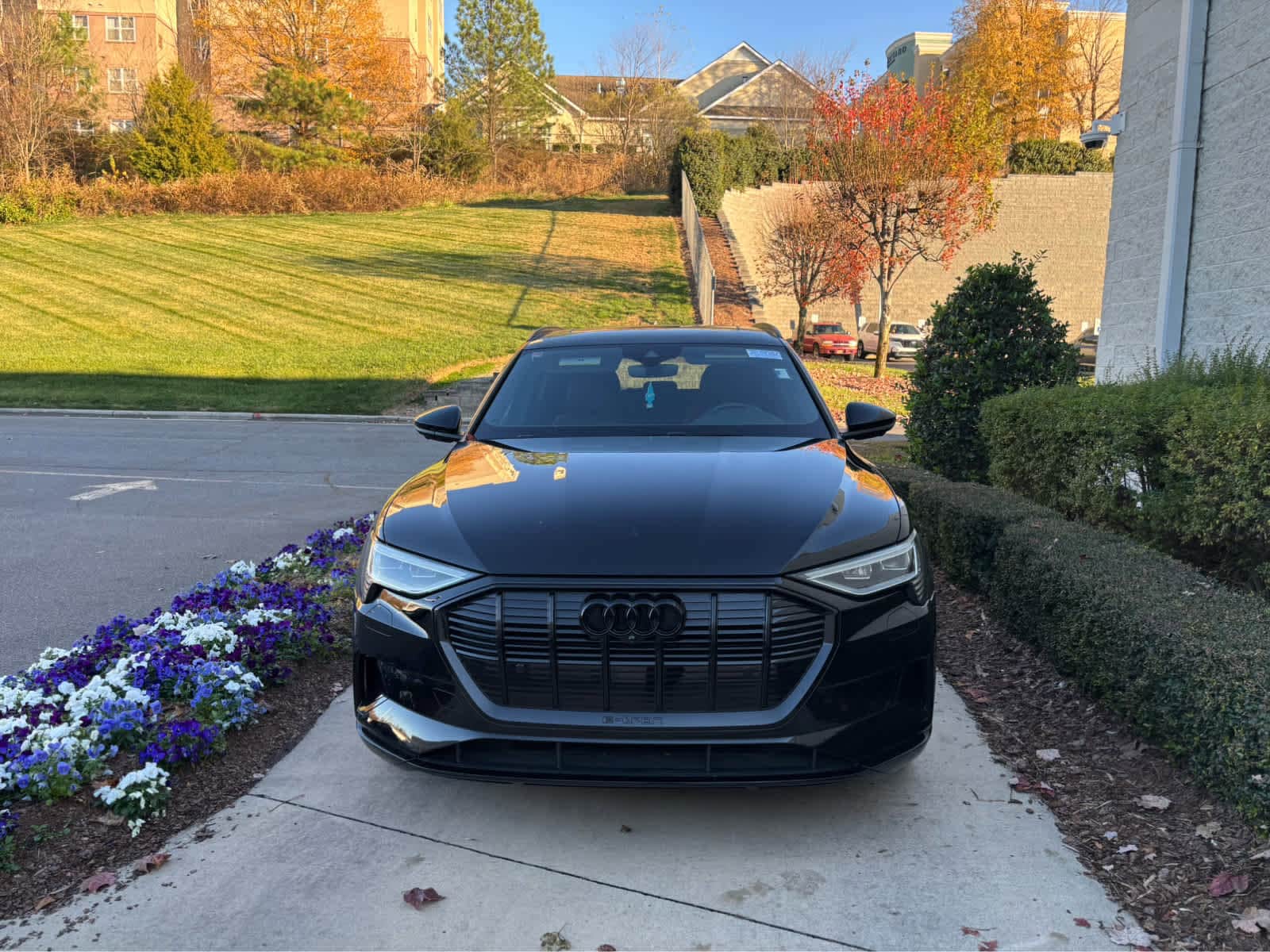 Used 2022 Audi e-tron Premium Plus with VIN WA1LAAGE5NB005704 for sale in Concord, NC