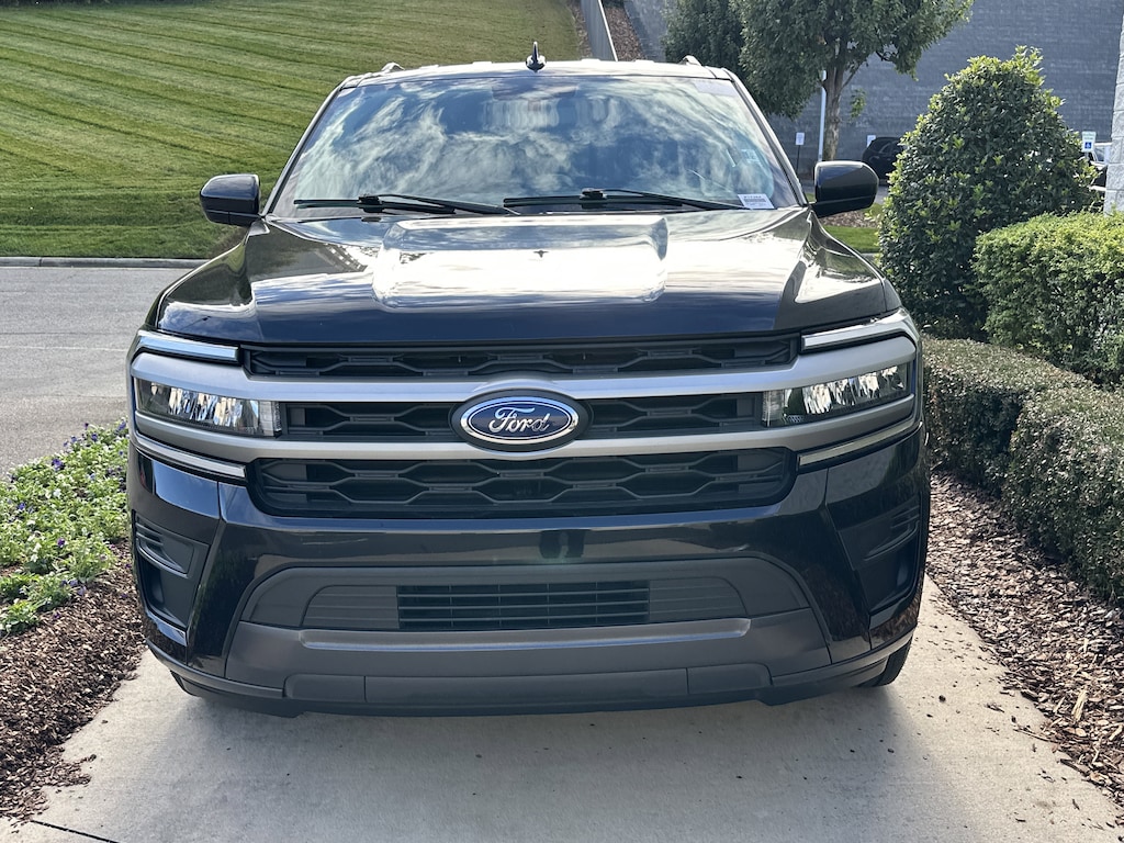 Used 2024 Ford Expedition XLT SUV