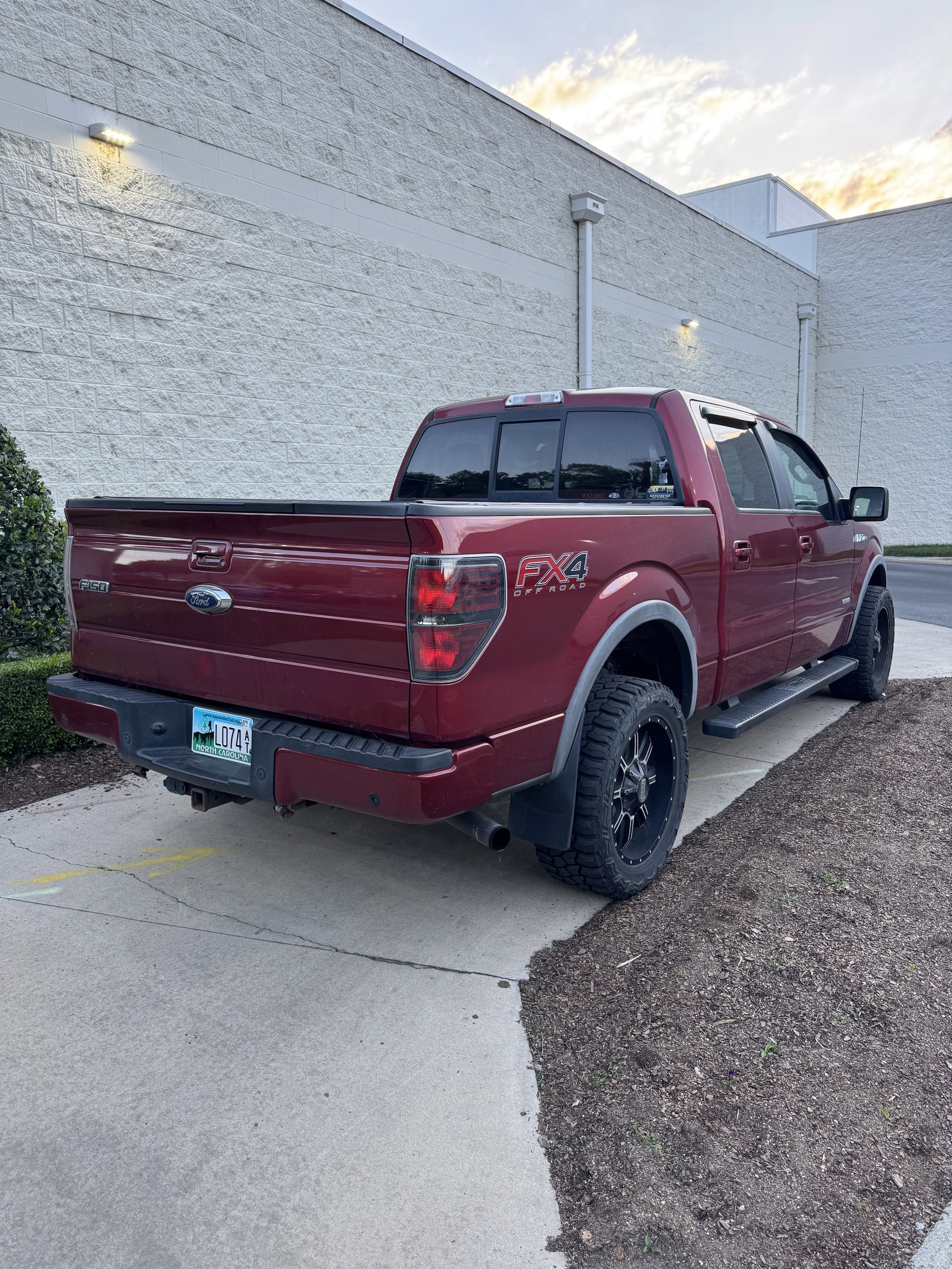 2014 Ford F-150 FX4 photo 6