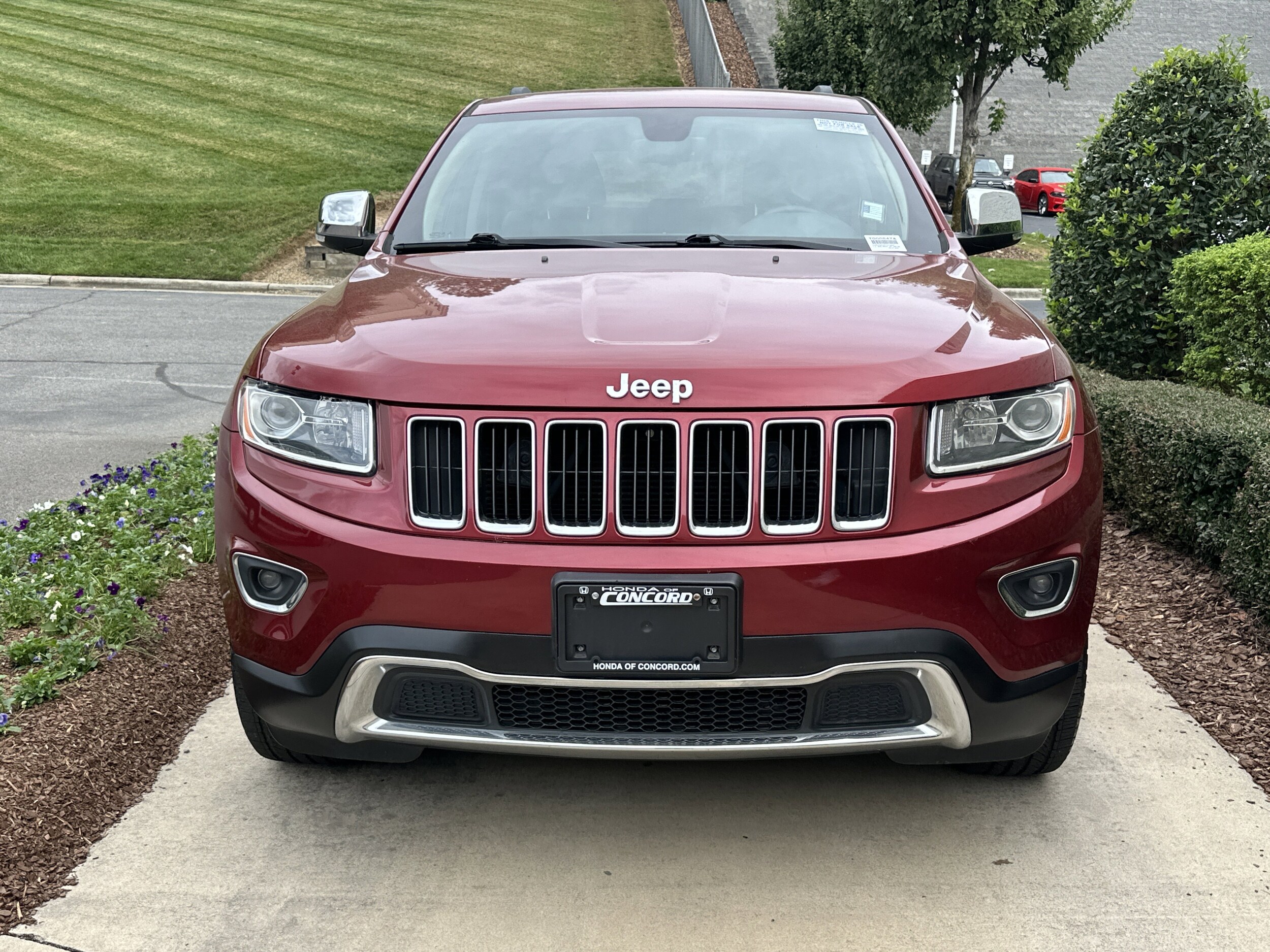 2015 Jeep Grand Cherokee Limited photo 2