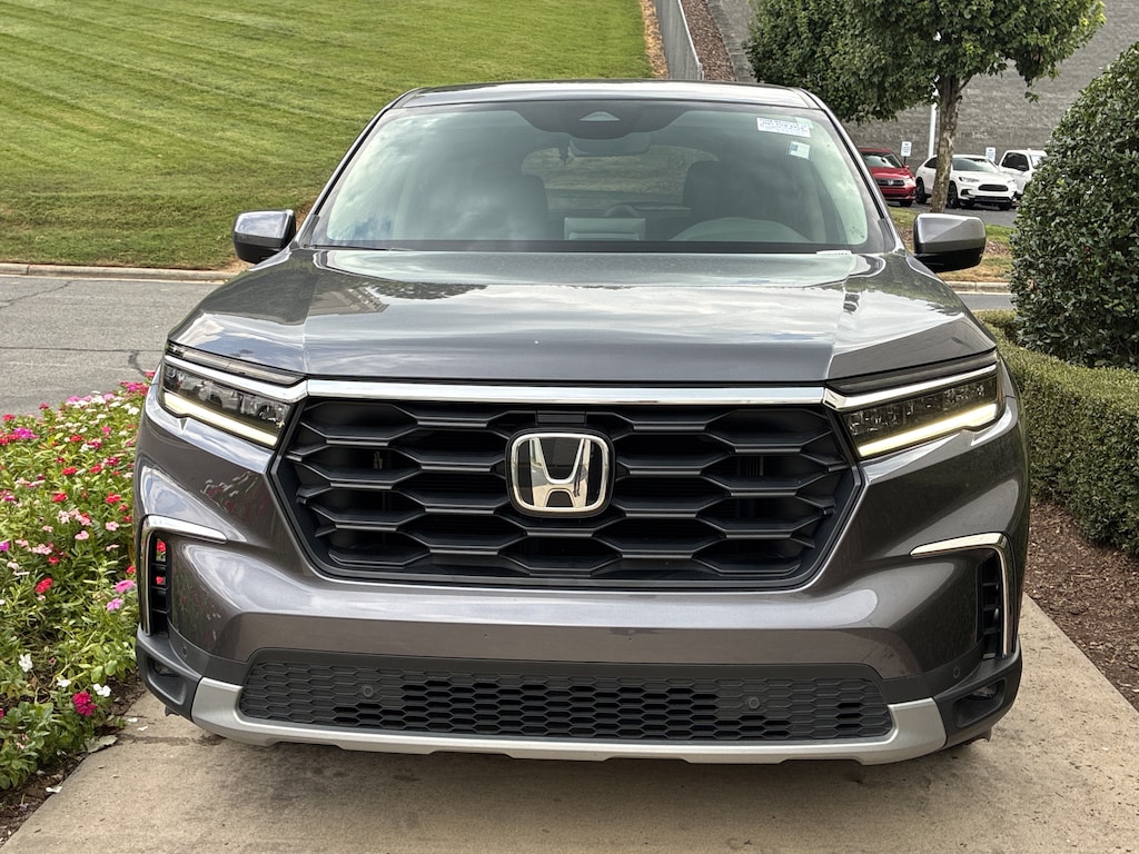 Certified 2025 Honda Pilot EX-L SUV