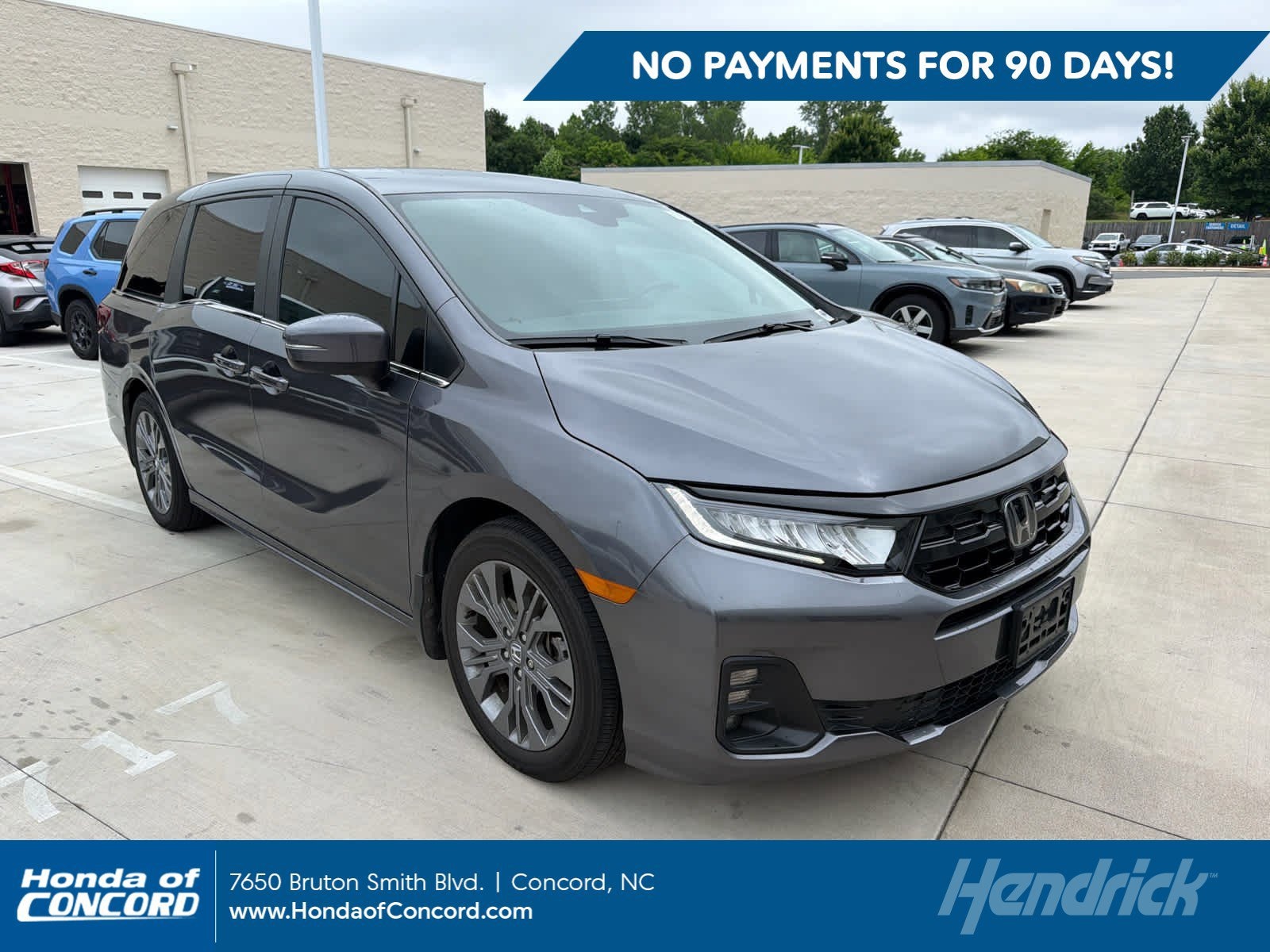 2025 Honda Odyssey Touring's photo
