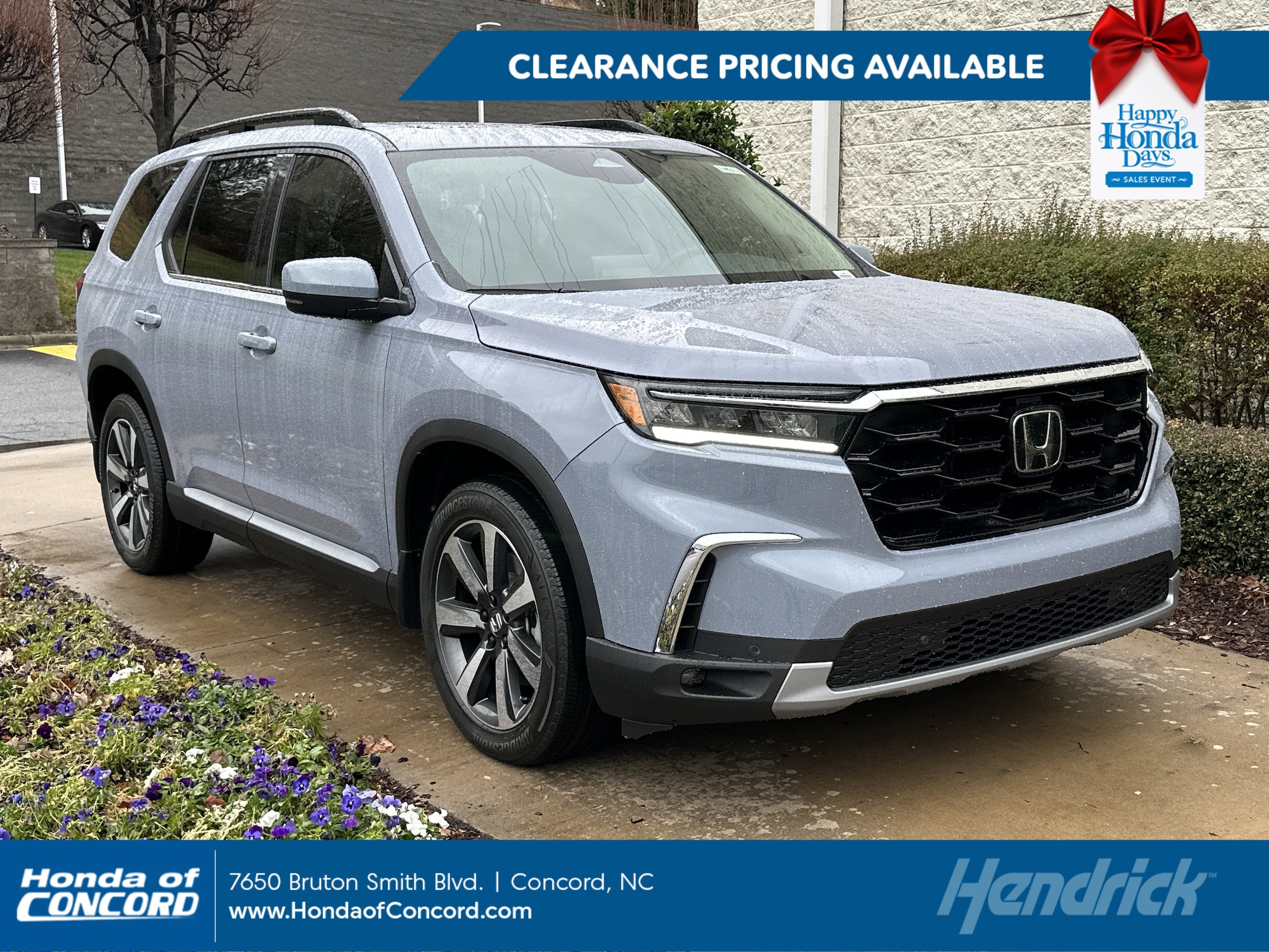 2025 Honda Pilot Touring's photo