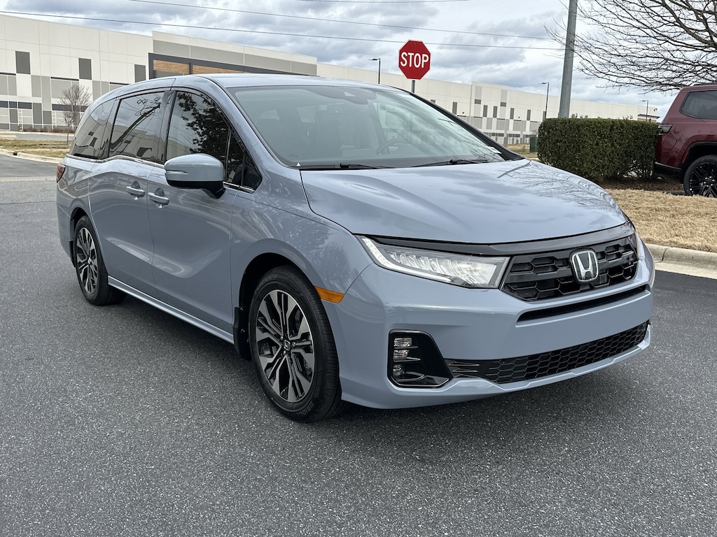 New 2026 Honda Odyssey Elite Minivan