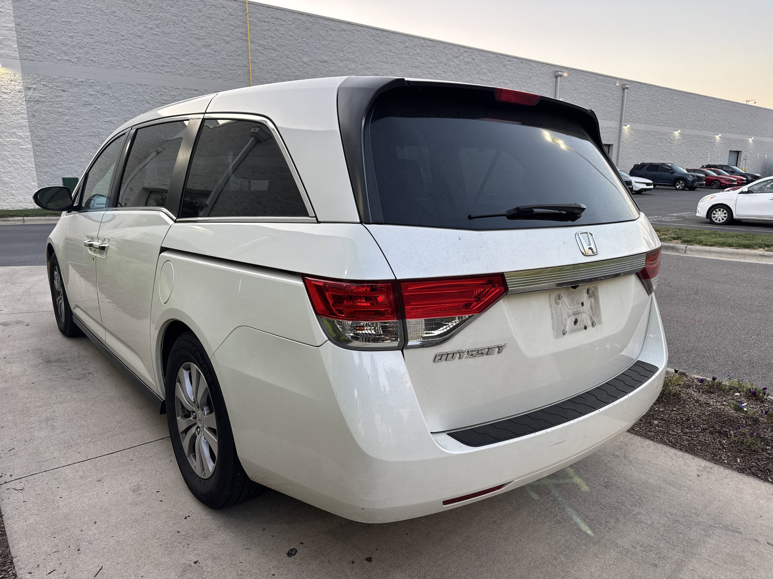 2016 Honda Odyssey EX-L photo 5