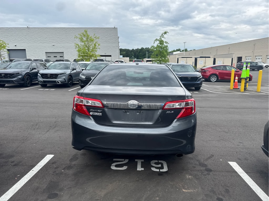 Used 2014 Toyota Camry XLE Sedan