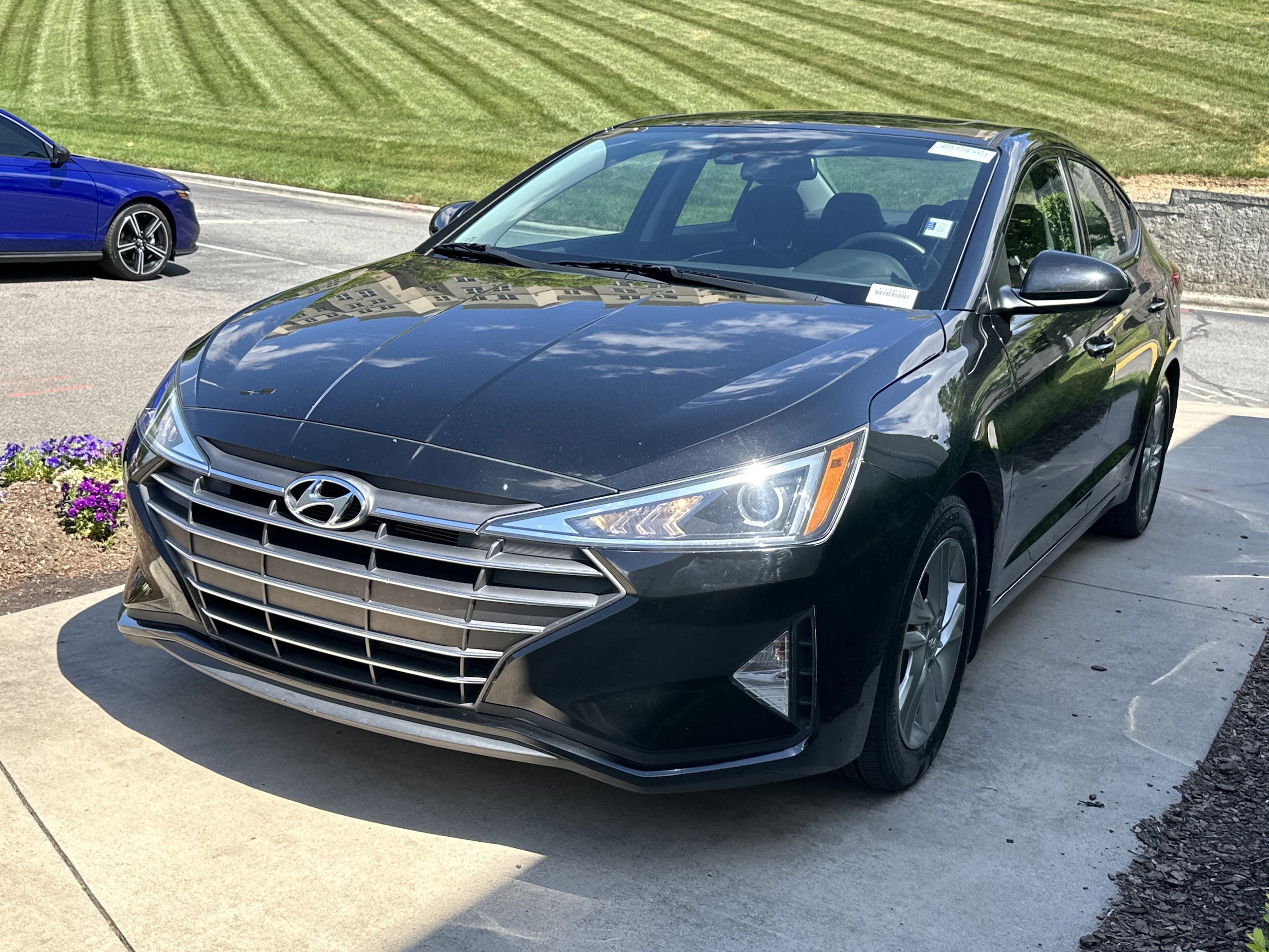 2020 Hyundai Elantra Value Edition photo 5
