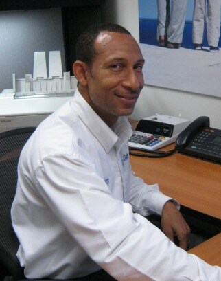 Lester Leader