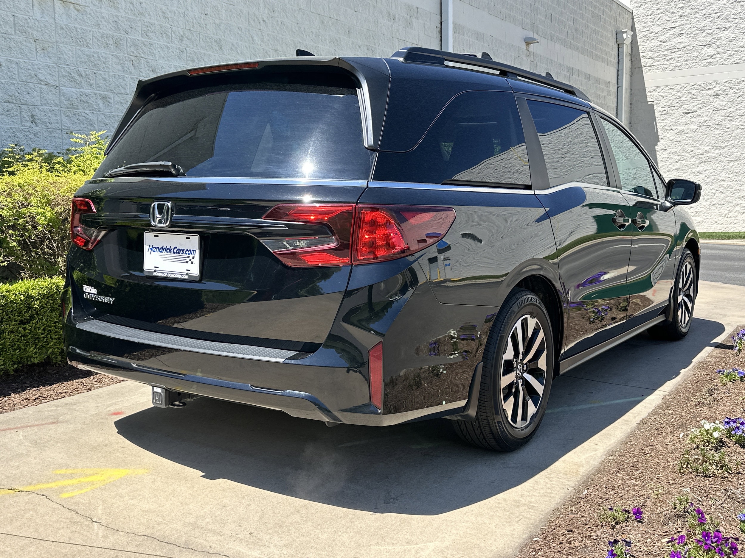2025 Honda Odyssey EX-L photo 3